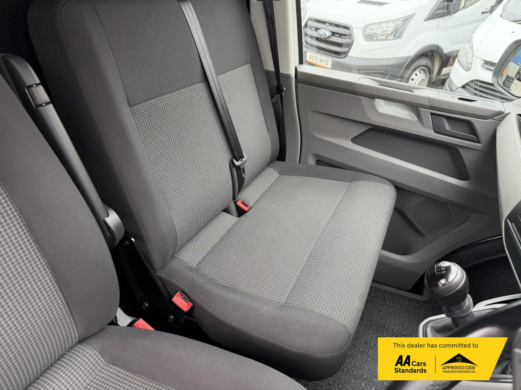 Volkswagen Transporter 2.0 TDI T28 Startline Panel Van 5dr Diesel Manual FWD SWB Euro 6 (s/s) (90 ps)