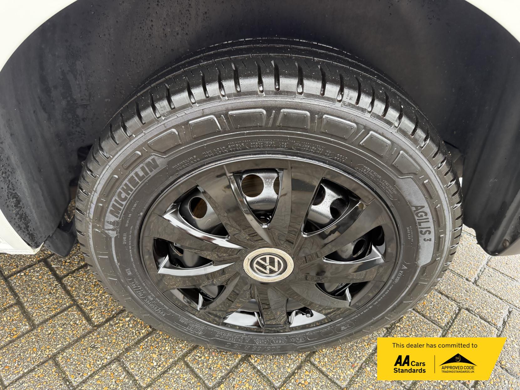 Volkswagen Transporter 2.0 TDI T28 Startline Panel Van 5dr Diesel Manual FWD SWB Euro 6 (s/s) (90 ps)