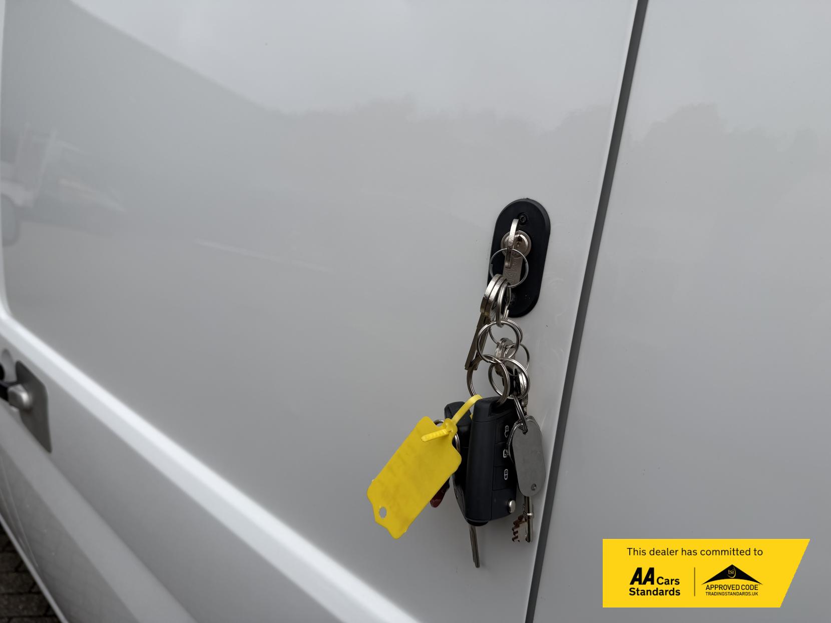 Volkswagen Transporter 2.0 TDI T28 Startline Panel Van 5dr Diesel Manual FWD SWB Euro 6 (s/s) (90 ps)