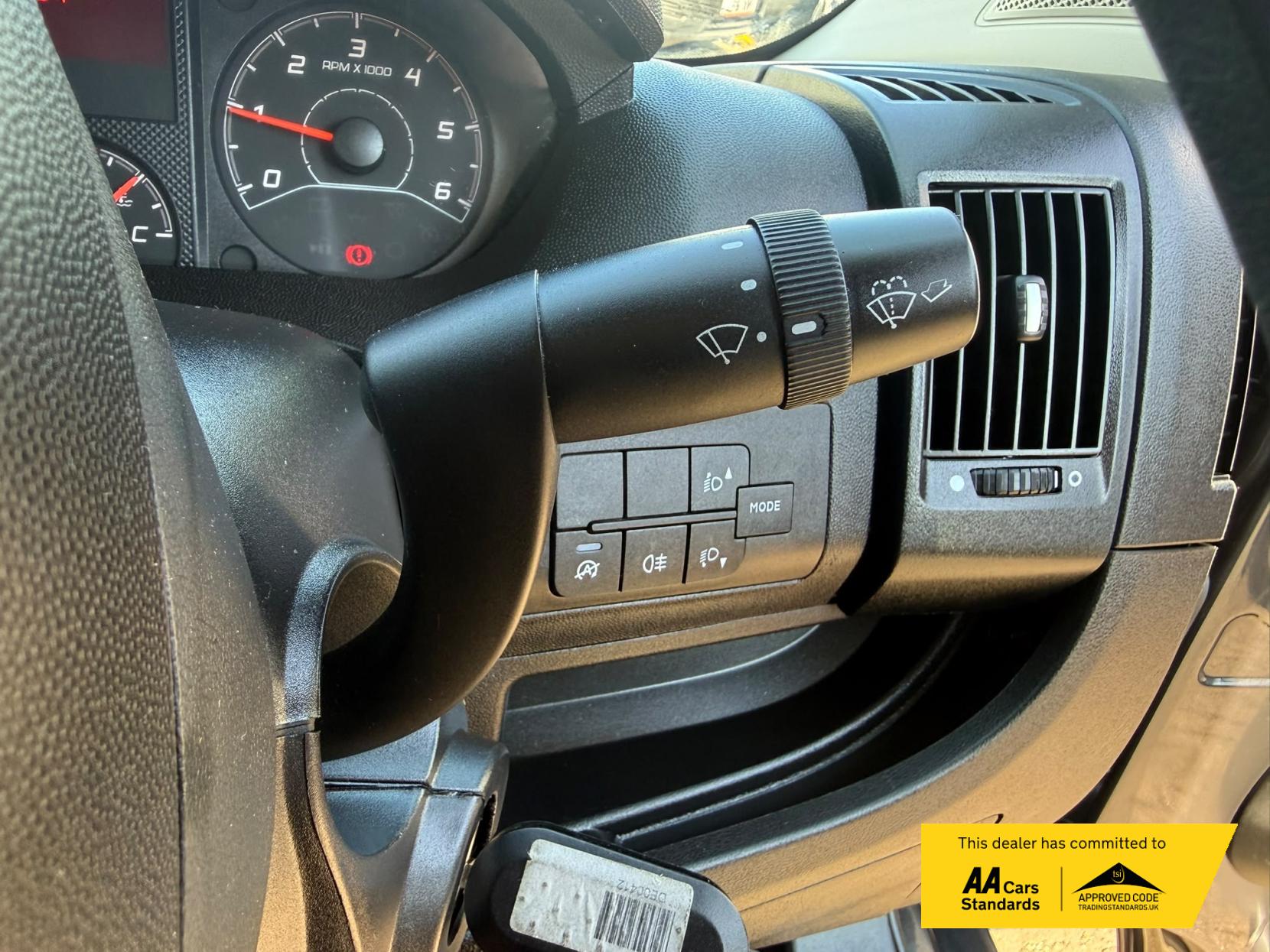 2021 Citroen Relay - Thumbnail 25