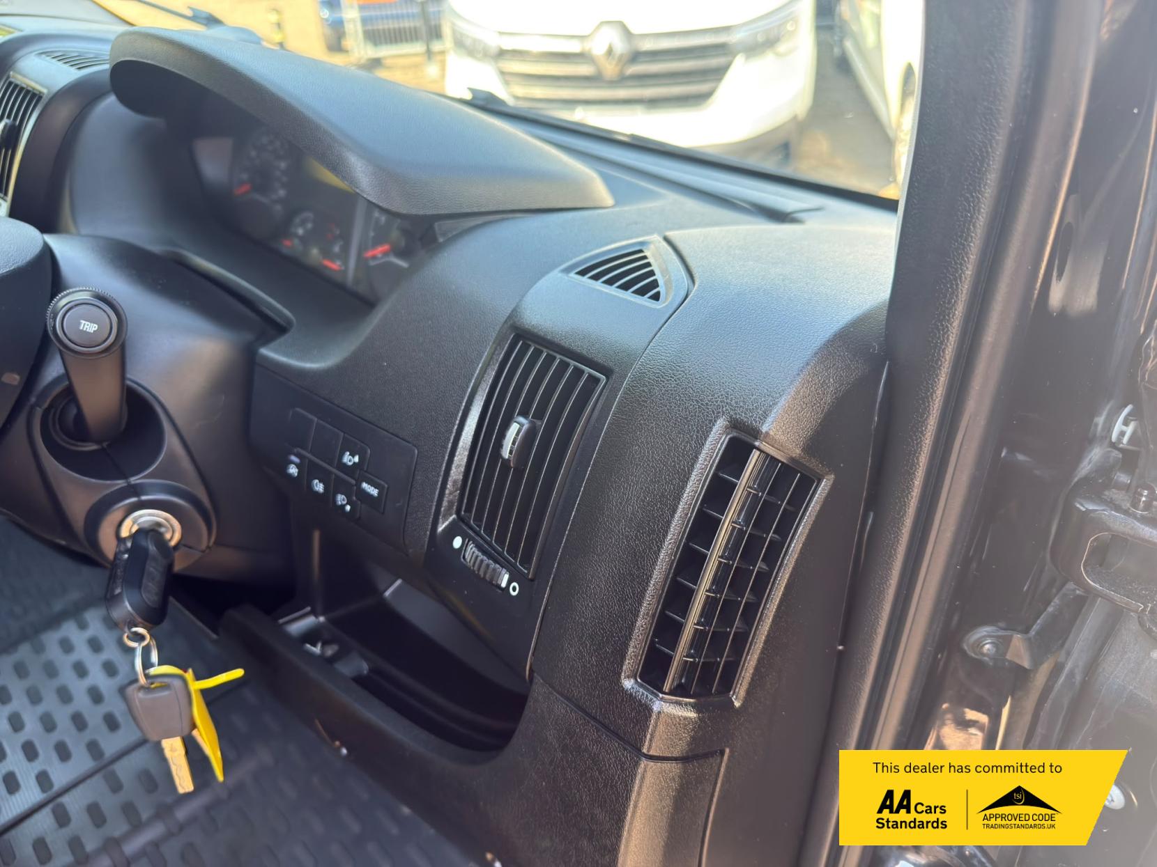 2021 Citroen Relay - Thumbnail 26