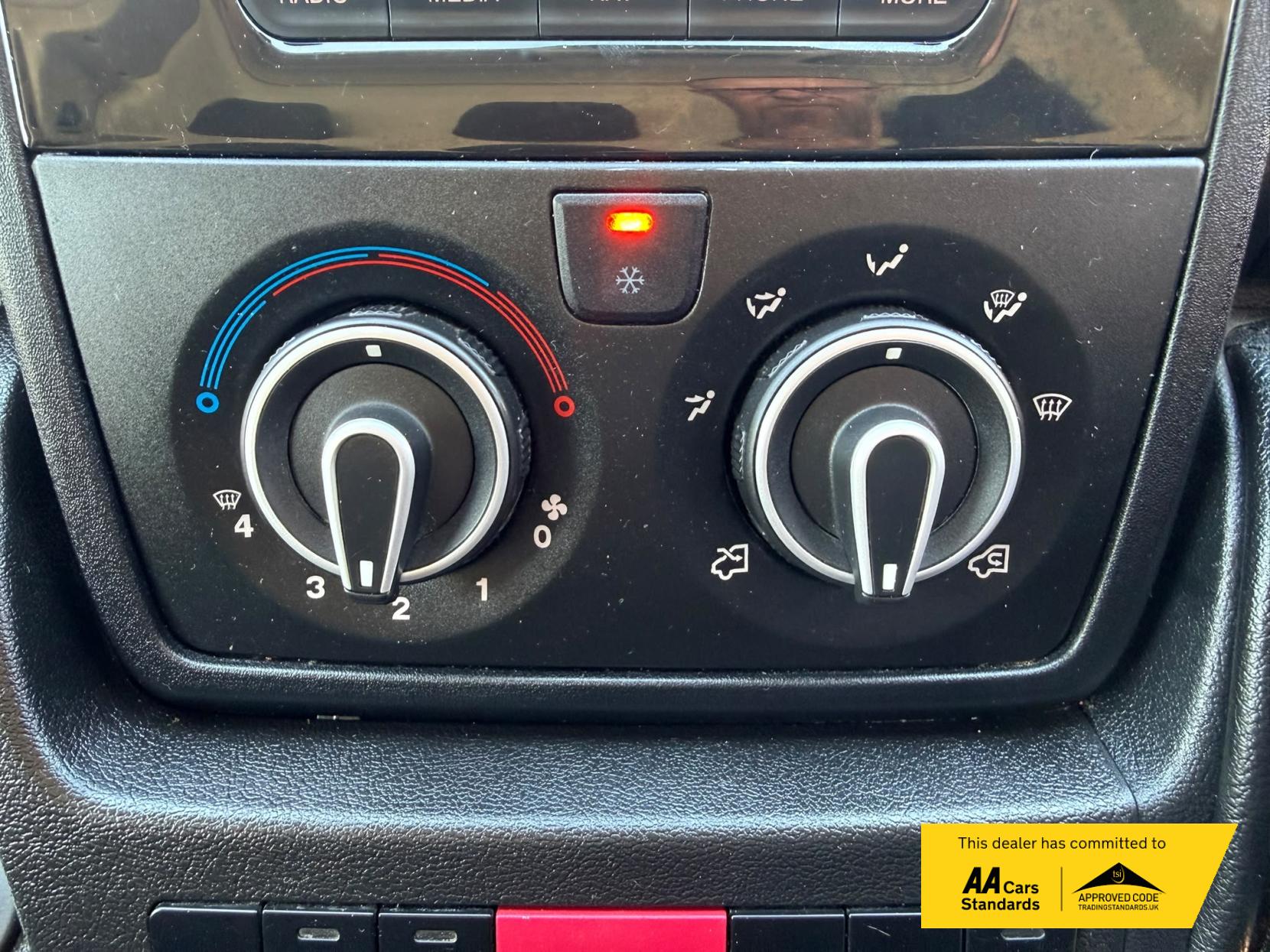 2021 Citroen Relay - Thumbnail 28