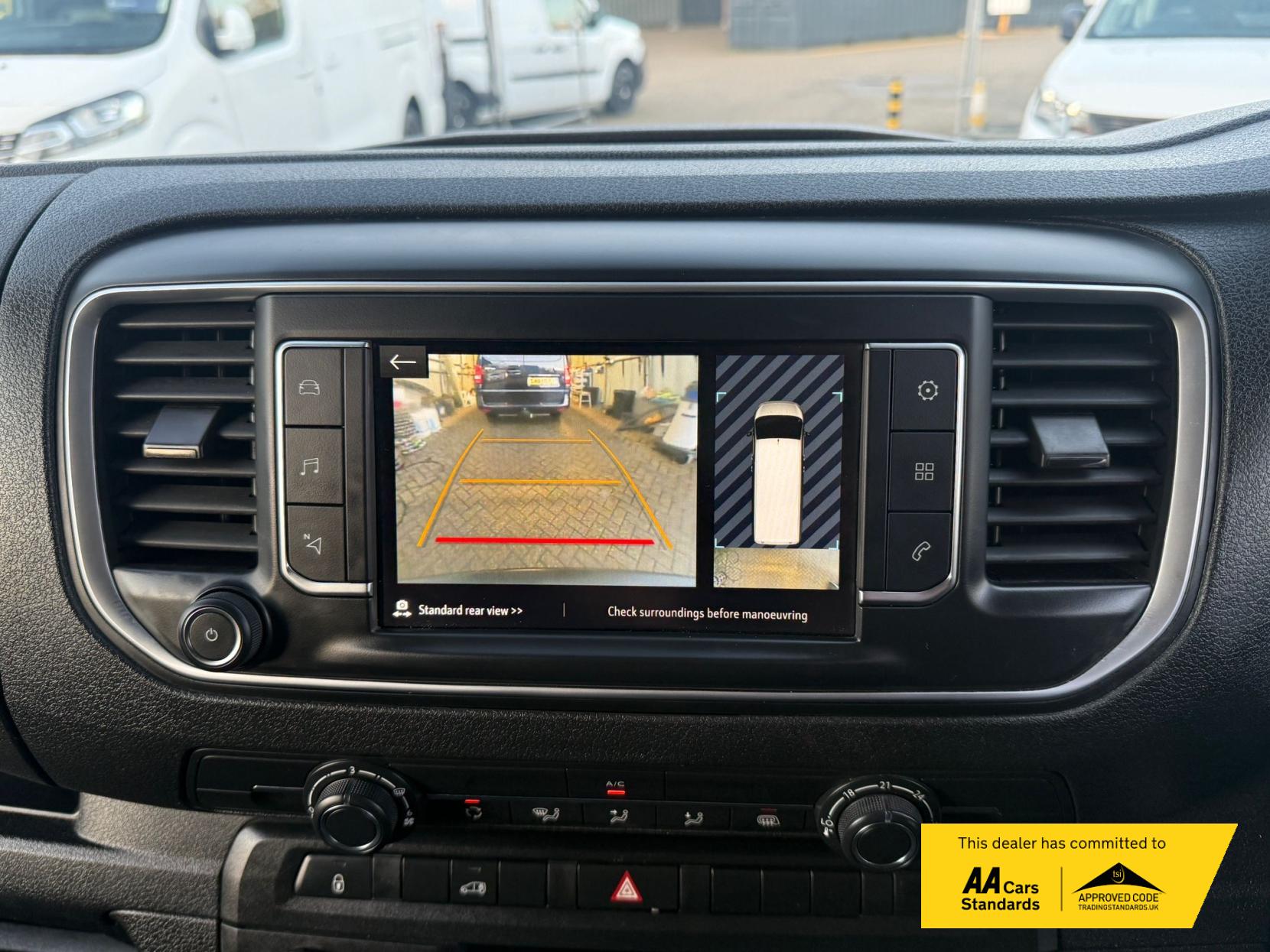 Vauxhall Vivaro 1.5 Turbo D 2900 Pro Panel Van 6dr Diesel Manual L2 H1 Euro 6 (s/s) (100 ps)