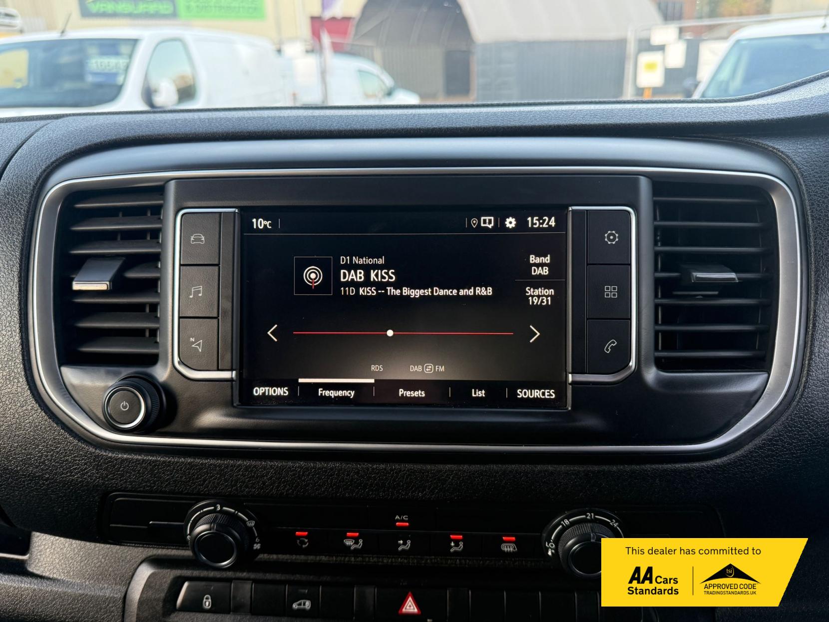 Vauxhall Vivaro 1.5 Turbo D 2900 Pro Panel Van 6dr Diesel Manual L2 H1 Euro 6 (s/s) (100 ps)