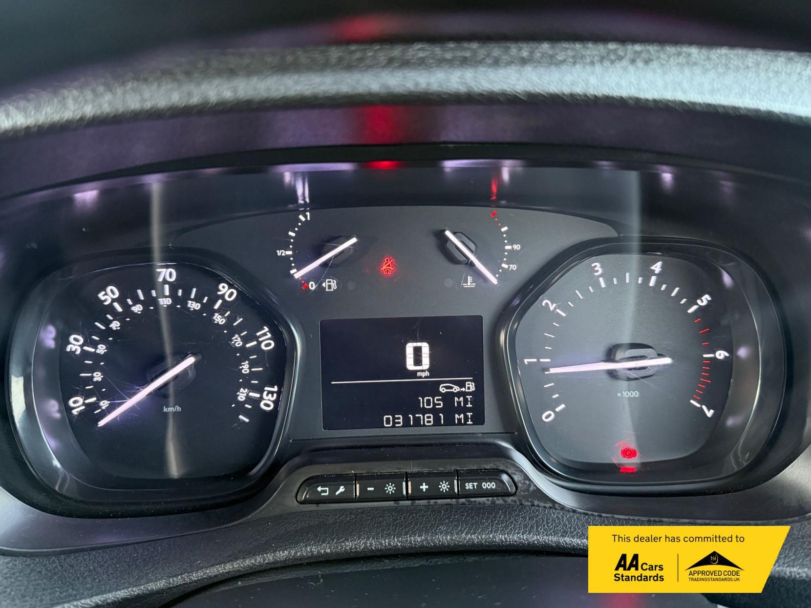 Vauxhall Vivaro 1.5 Turbo D 2900 Pro Panel Van 6dr Diesel Manual L2 H1 Euro 6 (s/s) (100 ps)