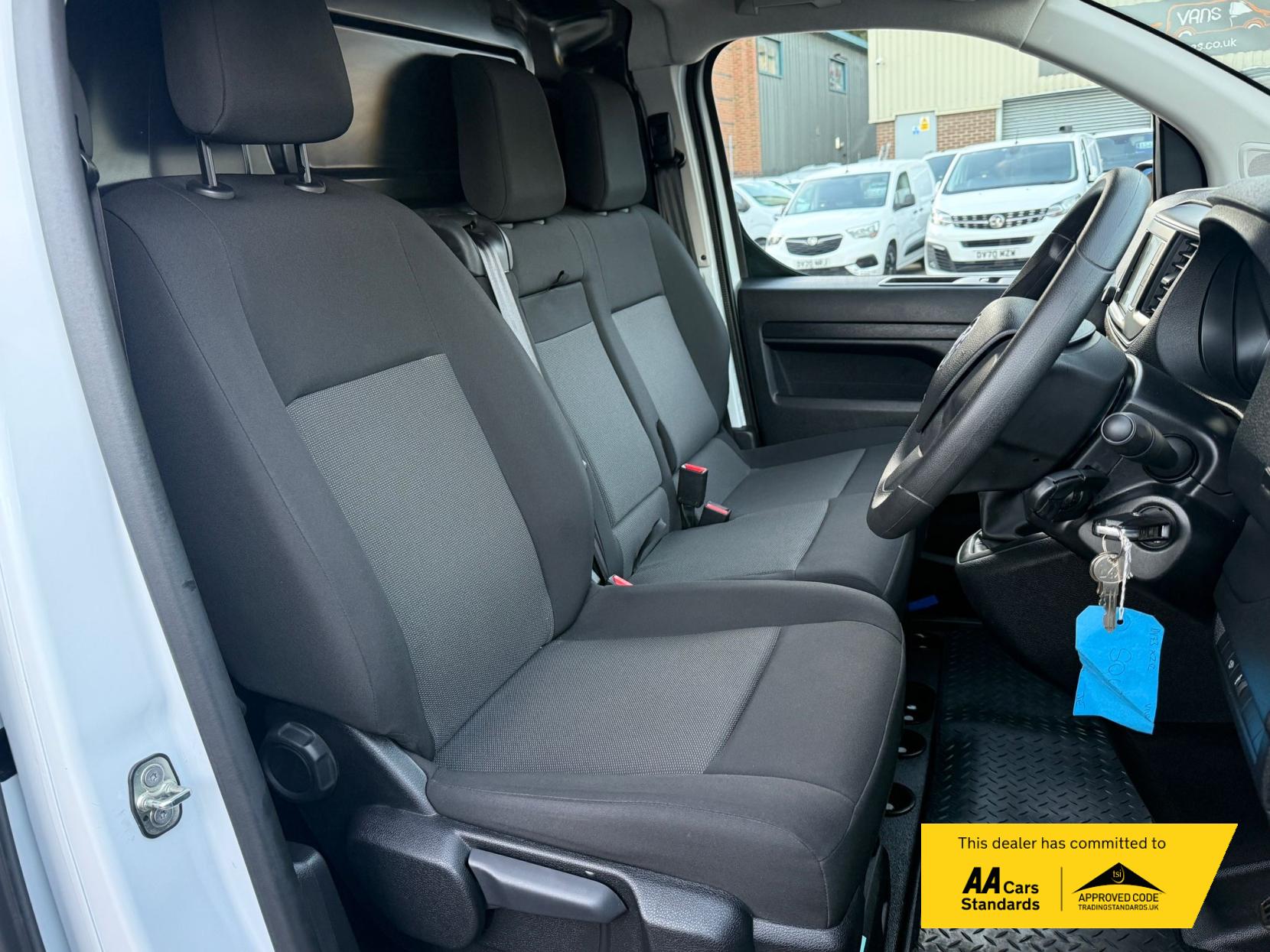 Vauxhall Vivaro 1.5 Turbo D 2900 Pro Panel Van 6dr Diesel Manual L2 H1 Euro 6 (s/s) (100 ps)