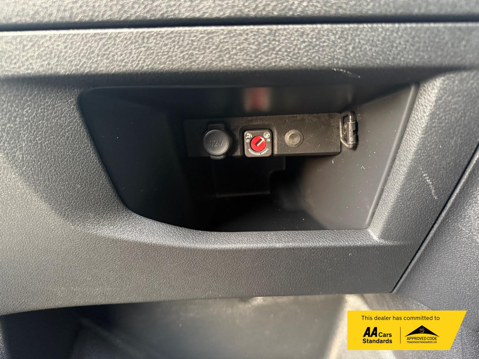 Vauxhall Vivaro 1.5 Turbo D 2900 Pro Panel Van 6dr Diesel Manual L2 H1 Euro 6 (s/s) (100 ps)