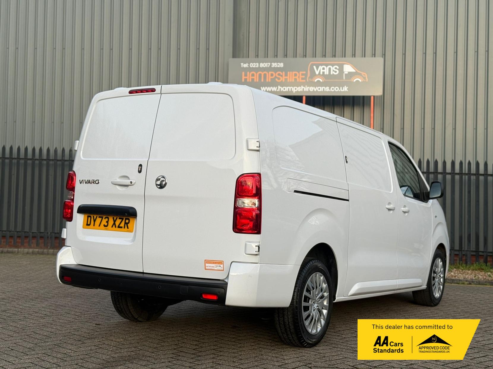 Vauxhall Vivaro 1.5 Turbo D 2900 Pro Panel Van 6dr Diesel Manual L2 H1 Euro 6 (s/s) (100 ps)