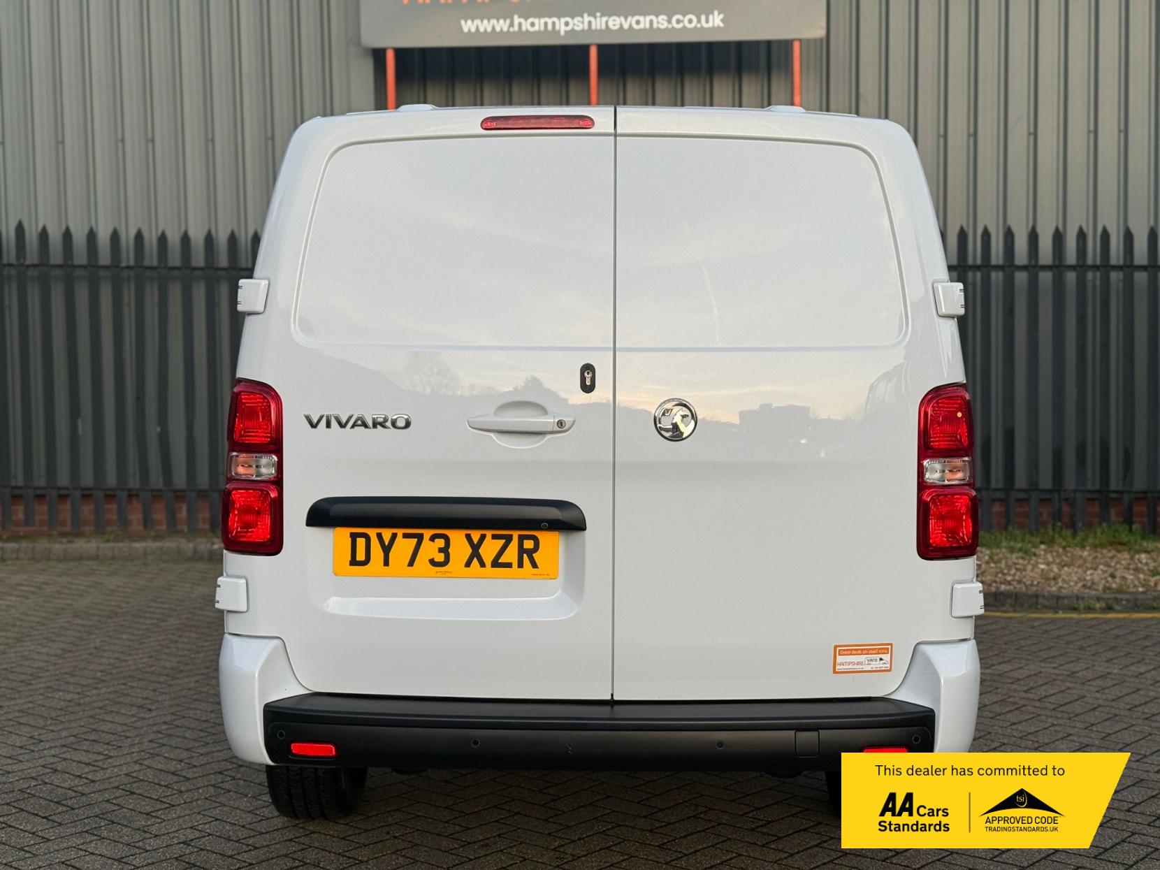 Vauxhall Vivaro 1.5 Turbo D 2900 Pro Panel Van 6dr Diesel Manual L2 H1 Euro 6 (s/s) (100 ps)