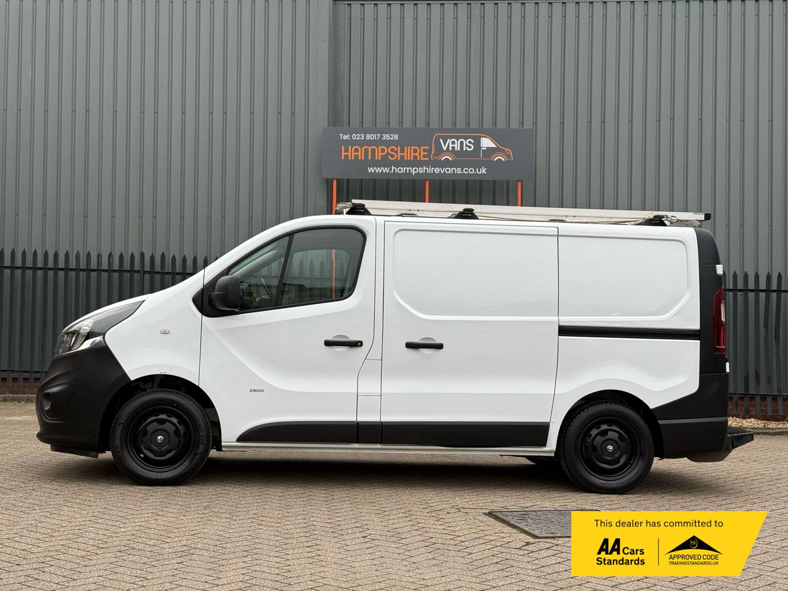 Vauxhall Vivaro 1.6 CDTi 2900 ecoFLEX Panel Van 5dr Diesel Manual L1 H1 Euro 5 (s/s) (90 ps)