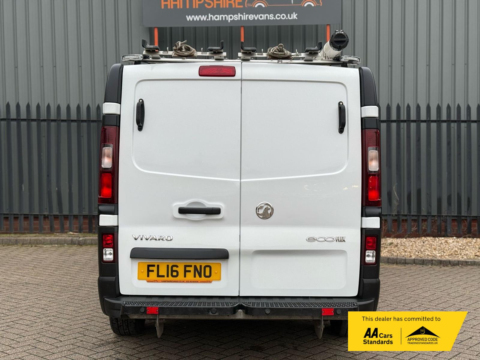 Vauxhall Vivaro 1.6 CDTi 2900 ecoFLEX Panel Van 5dr Diesel Manual L1 H1 Euro 5 (s/s) (90 ps)