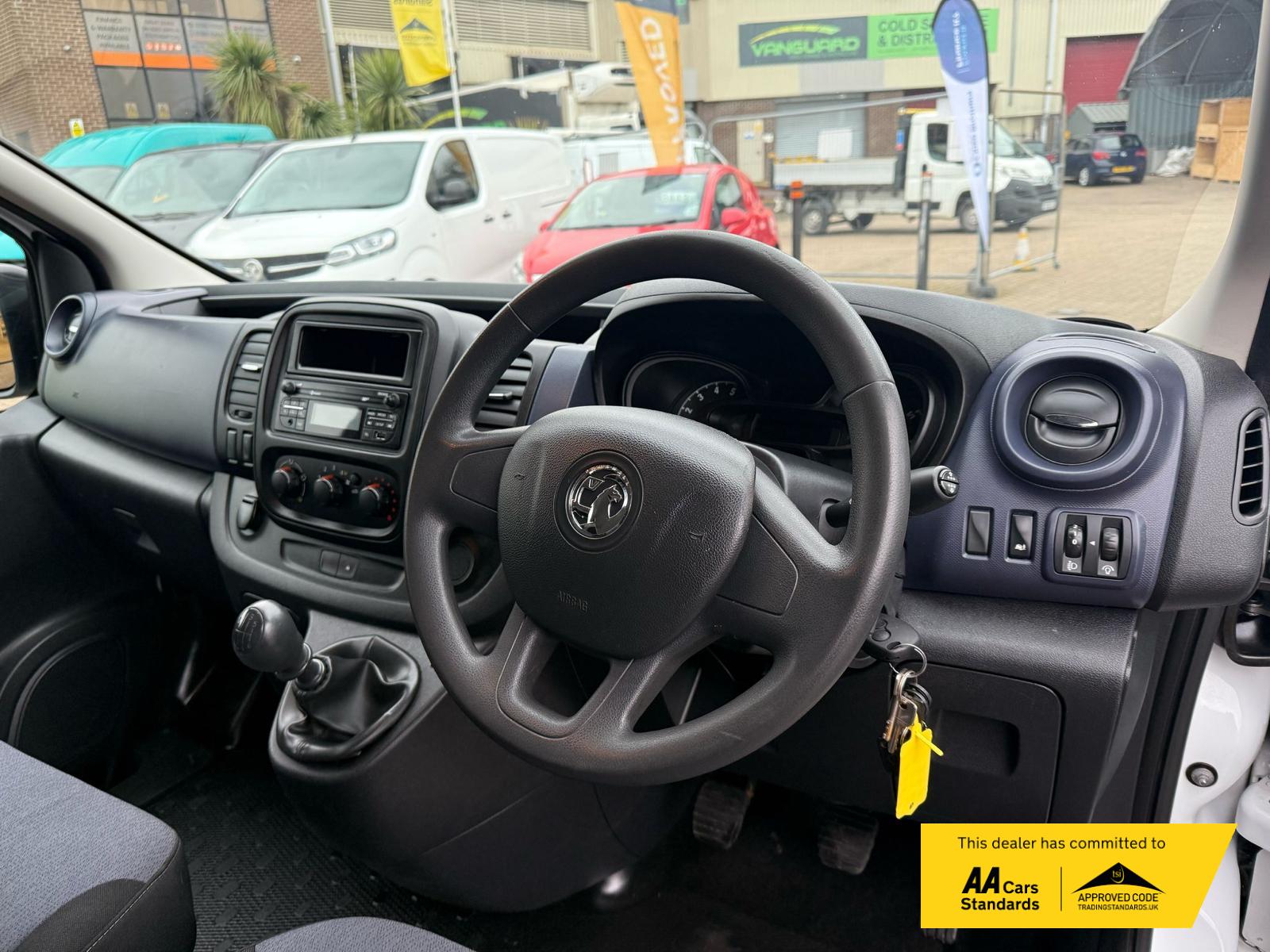 Vauxhall Vivaro 1.6 CDTi 2900 ecoFLEX Panel Van 5dr Diesel Manual L1 H1 Euro 5 (s/s) (90 ps)