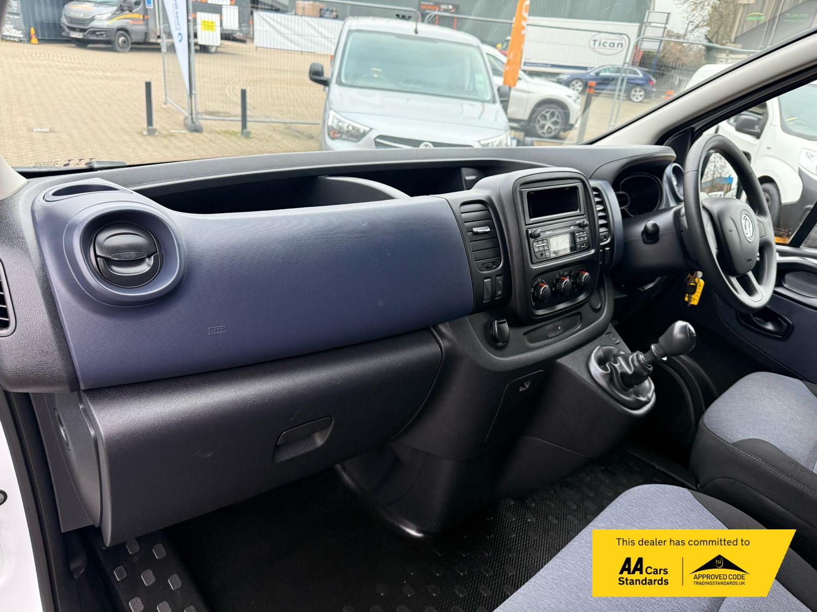 Vauxhall Vivaro 1.6 CDTi 2900 ecoFLEX Panel Van 5dr Diesel Manual L1 H1 Euro 5 (s/s) (90 ps)