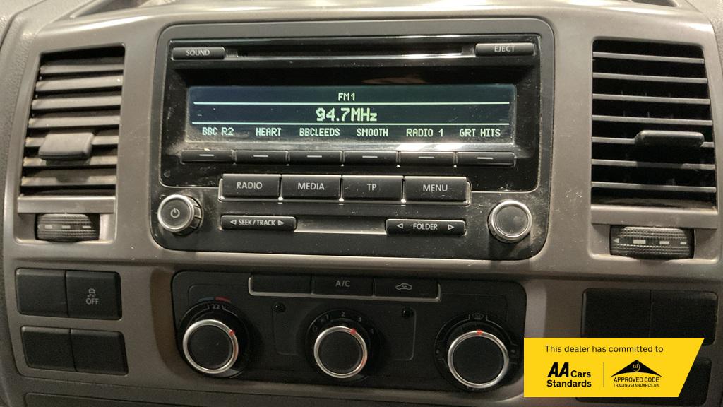 Volkswagen Transporter 2.0 BiTDI T30 Highline Panel Van 4dr Diesel Manual L1 H1 (205 g/km, 178 bhp)