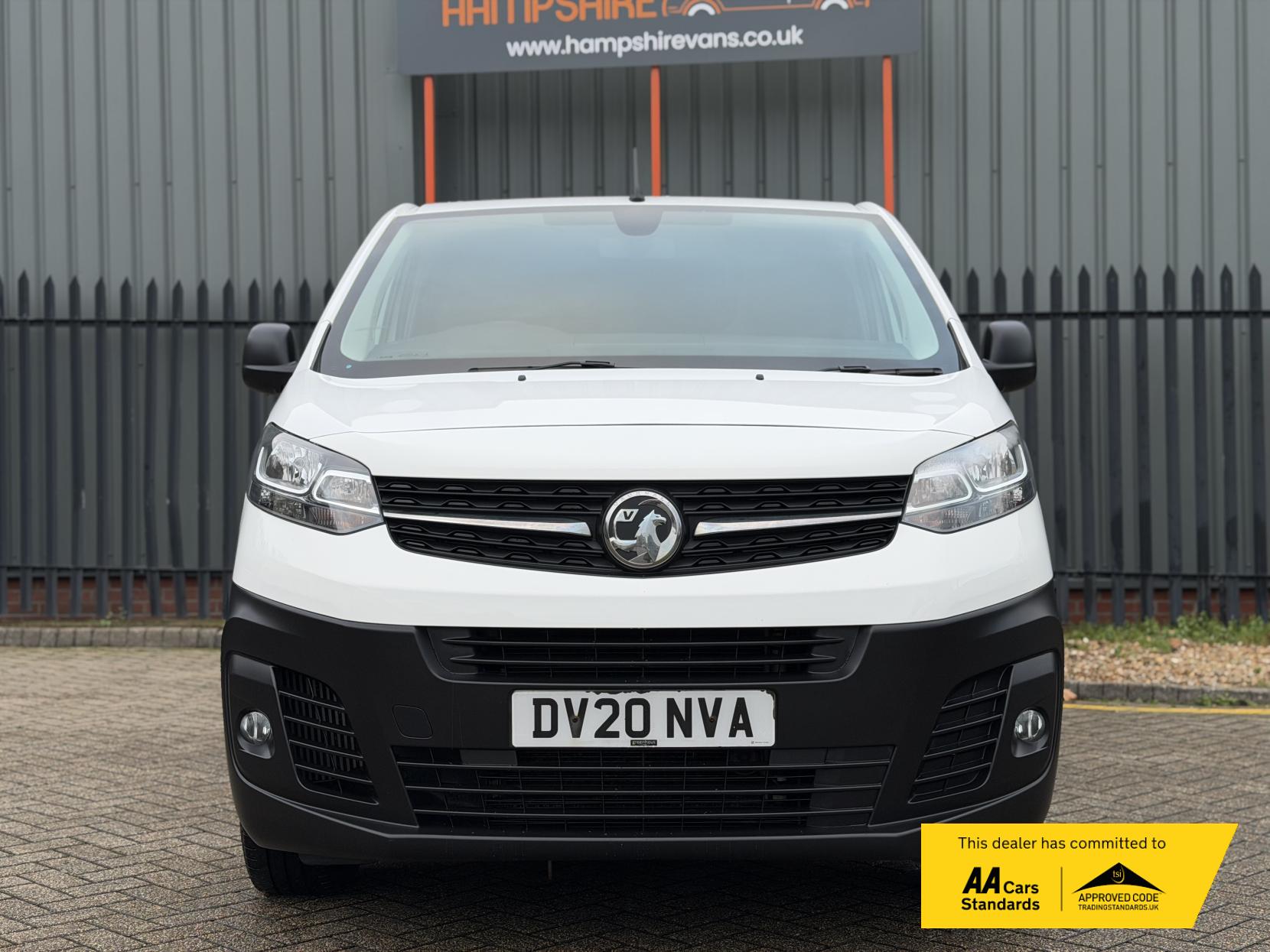 Vauxhall Vivaro 1.5 Turbo D 2900 Dynamic Panel Van 6dr Diesel Manual L2 H1 Euro 6 (s/s) (100 ps)