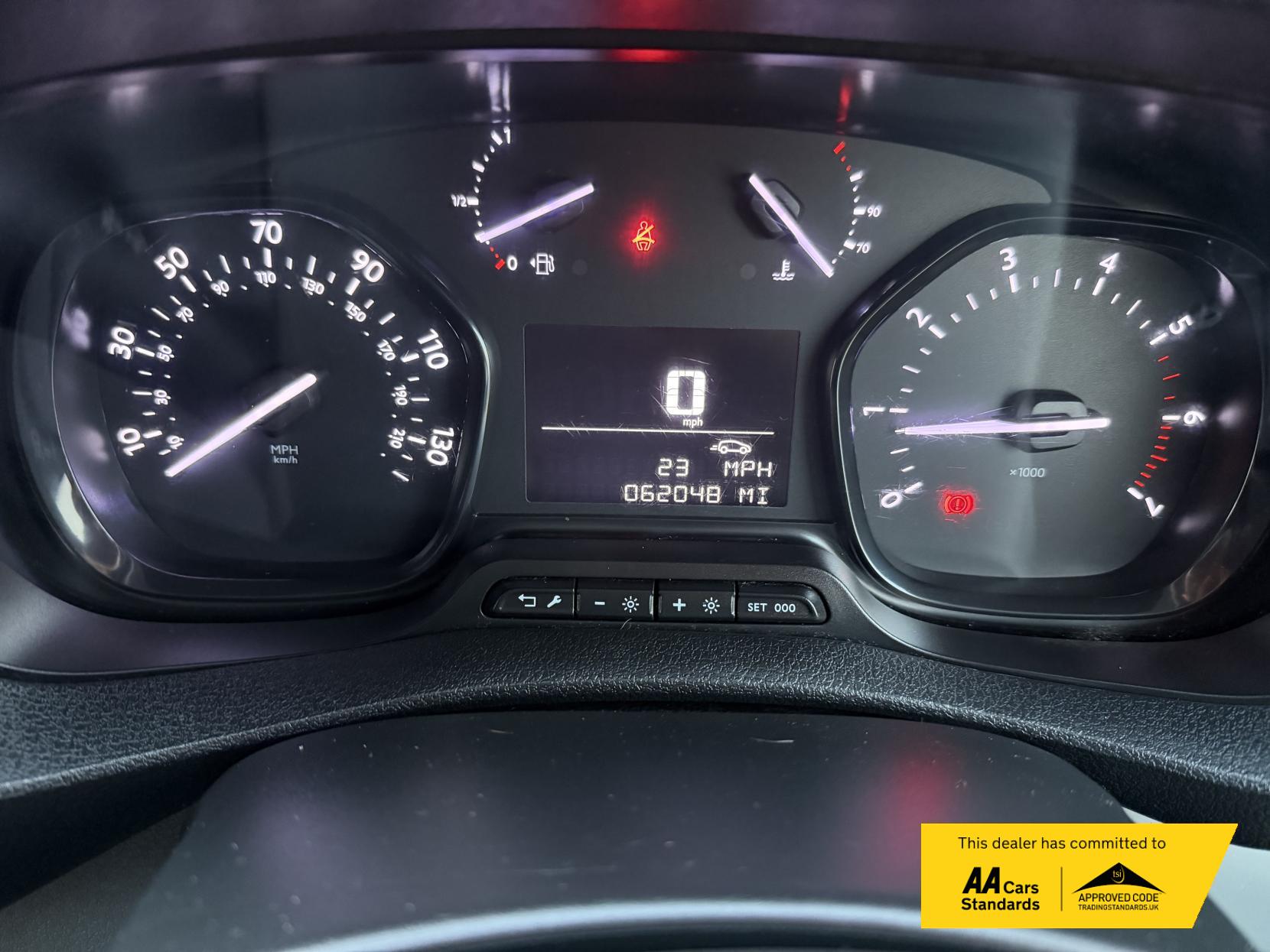 Vauxhall Vivaro 1.5 Turbo D 2900 Dynamic Panel Van 6dr Diesel Manual L2 H1 Euro 6 (s/s) (100 ps)