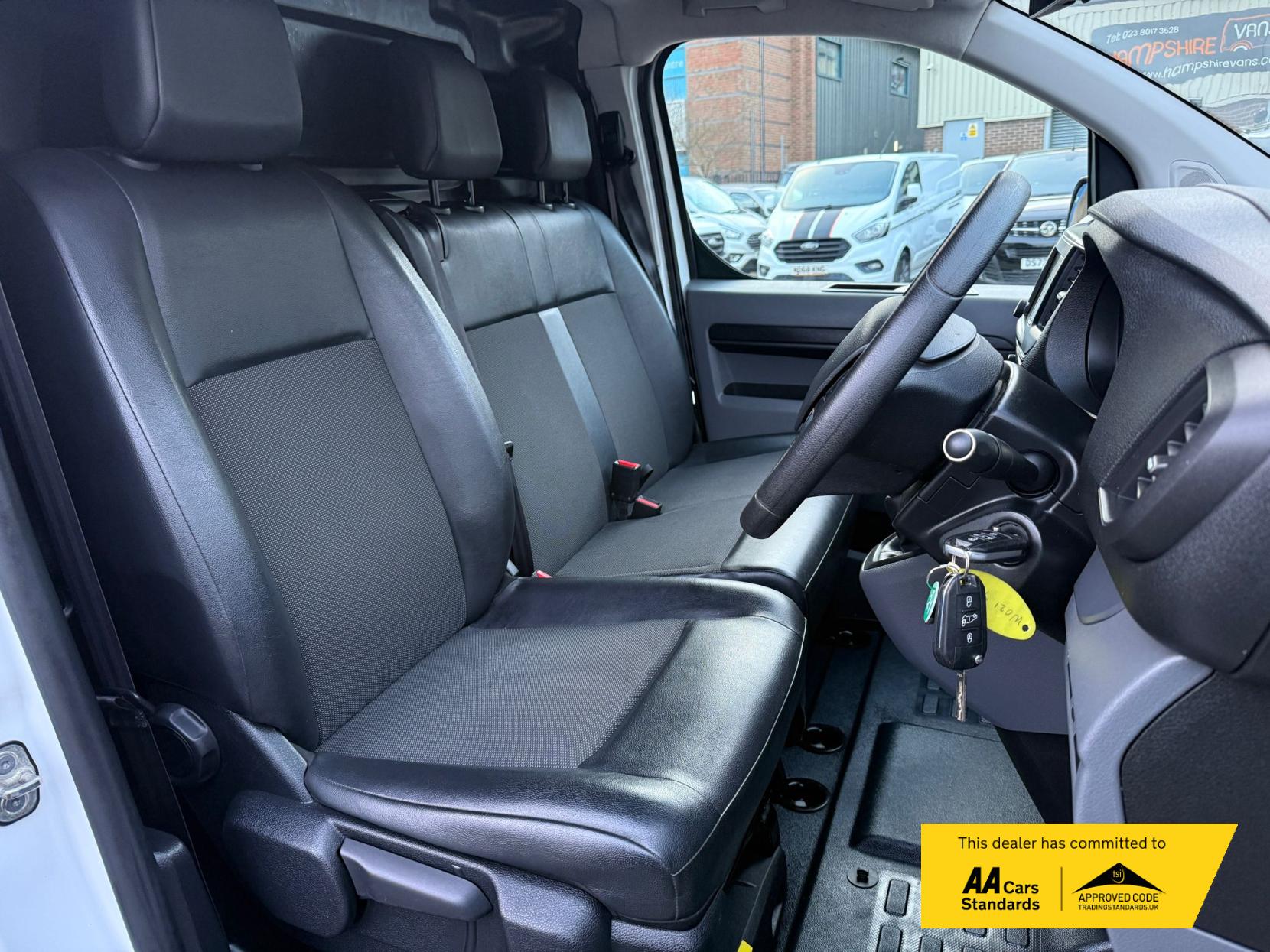 Vauxhall Vivaro 1.5 Turbo D 2900 Dynamic Panel Van 6dr Diesel Manual L2 H1 Euro 6 (s/s) (100 ps)