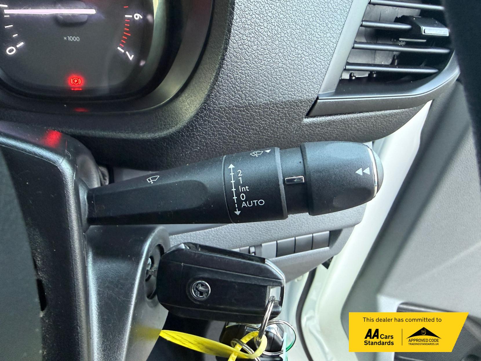 Vauxhall Vivaro 1.5 Turbo D 2900 Dynamic Panel Van 6dr Diesel Manual L2 H1 Euro 6 (s/s) (100 ps)