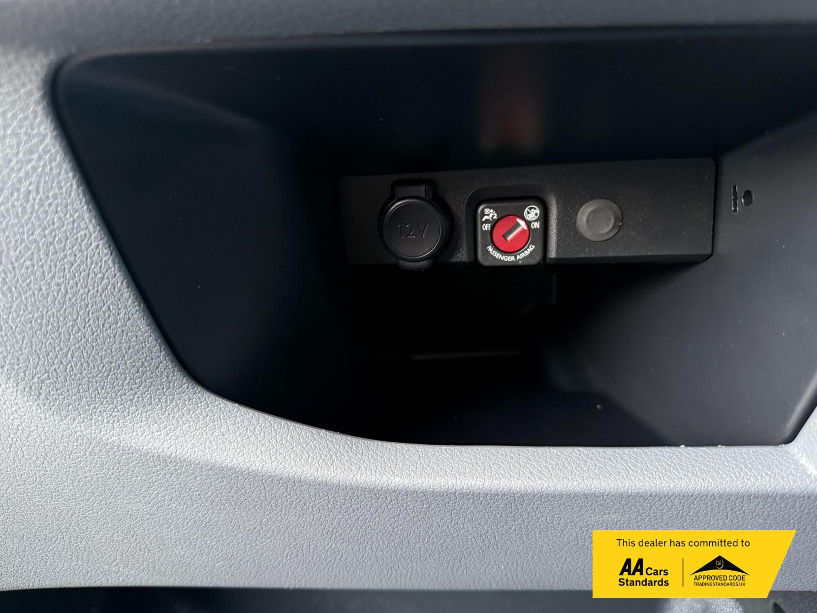 Vauxhall Vivaro 1.5 Turbo D 2900 Dynamic Panel Van 6dr Diesel Manual L2 H1 Euro 6 (s/s) (100 ps)