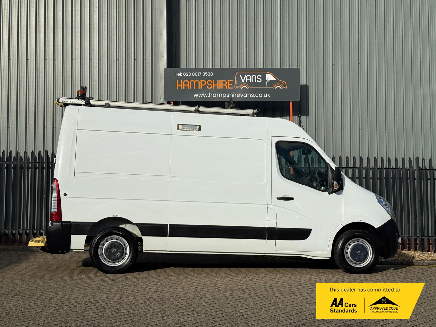 Vauxhall Movano 2.3 CDTi 3500 Panel Van 5dr Diesel Manual FWD L2 H2 Euro 6 (130 ps)