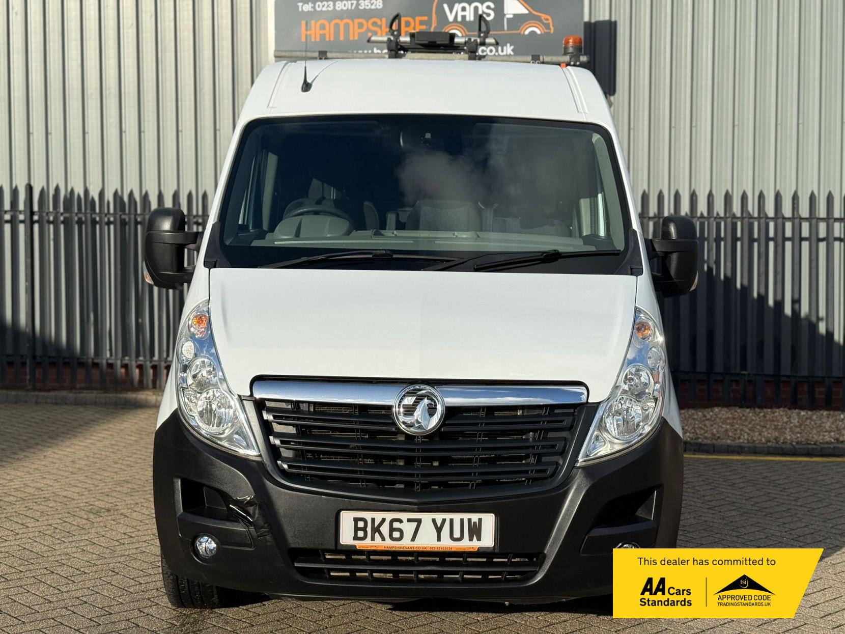 Vauxhall Movano 2.3 CDTi 3500 Panel Van 5dr Diesel Manual FWD L2 H2 Euro 6 (130 ps)