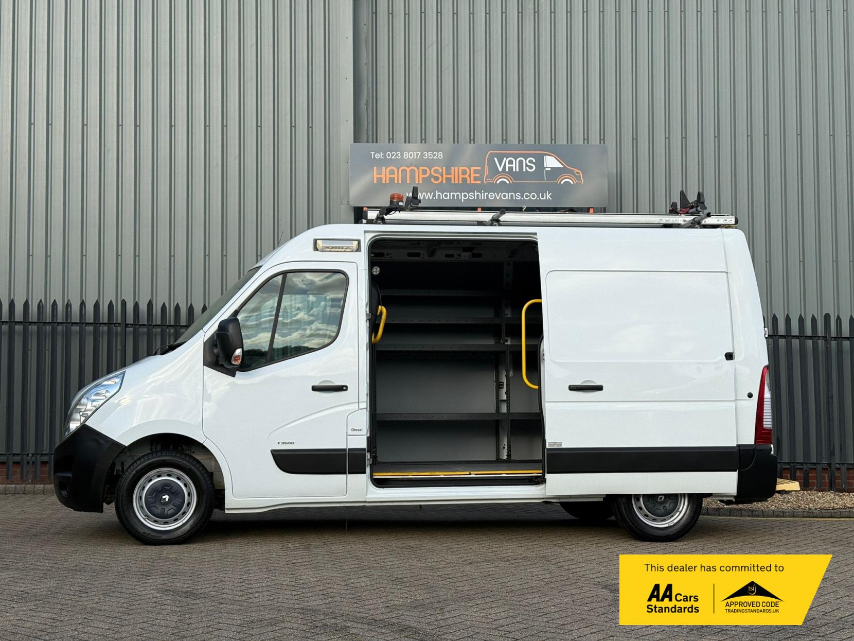 Vauxhall Movano 2.3 CDTi 3500 Panel Van 5dr Diesel Manual FWD L2 H2 Euro 6 (130 ps)