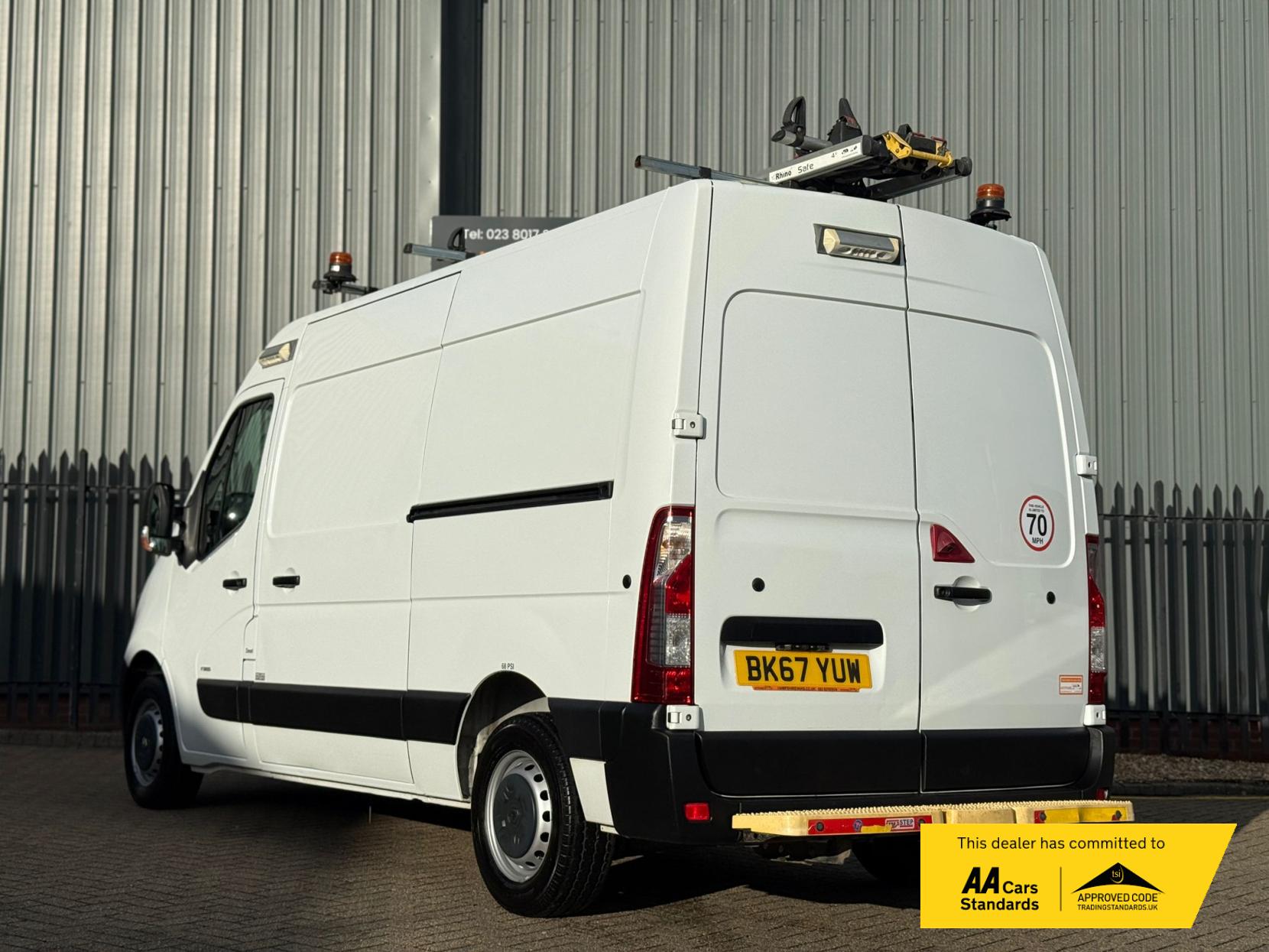 Vauxhall Movano 2.3 CDTi 3500 Panel Van 5dr Diesel Manual FWD L2 H2 Euro 6 (130 ps)