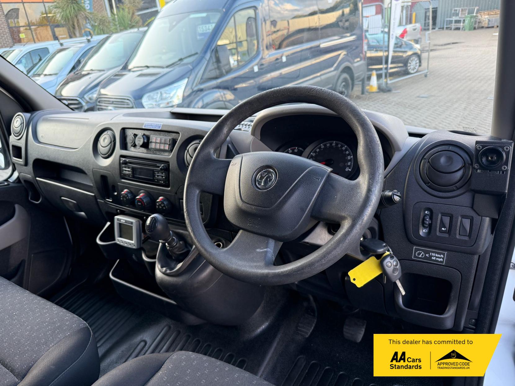 Vauxhall Movano 2.3 CDTi 3500 Panel Van 5dr Diesel Manual FWD L2 H2 Euro 6 (130 ps)