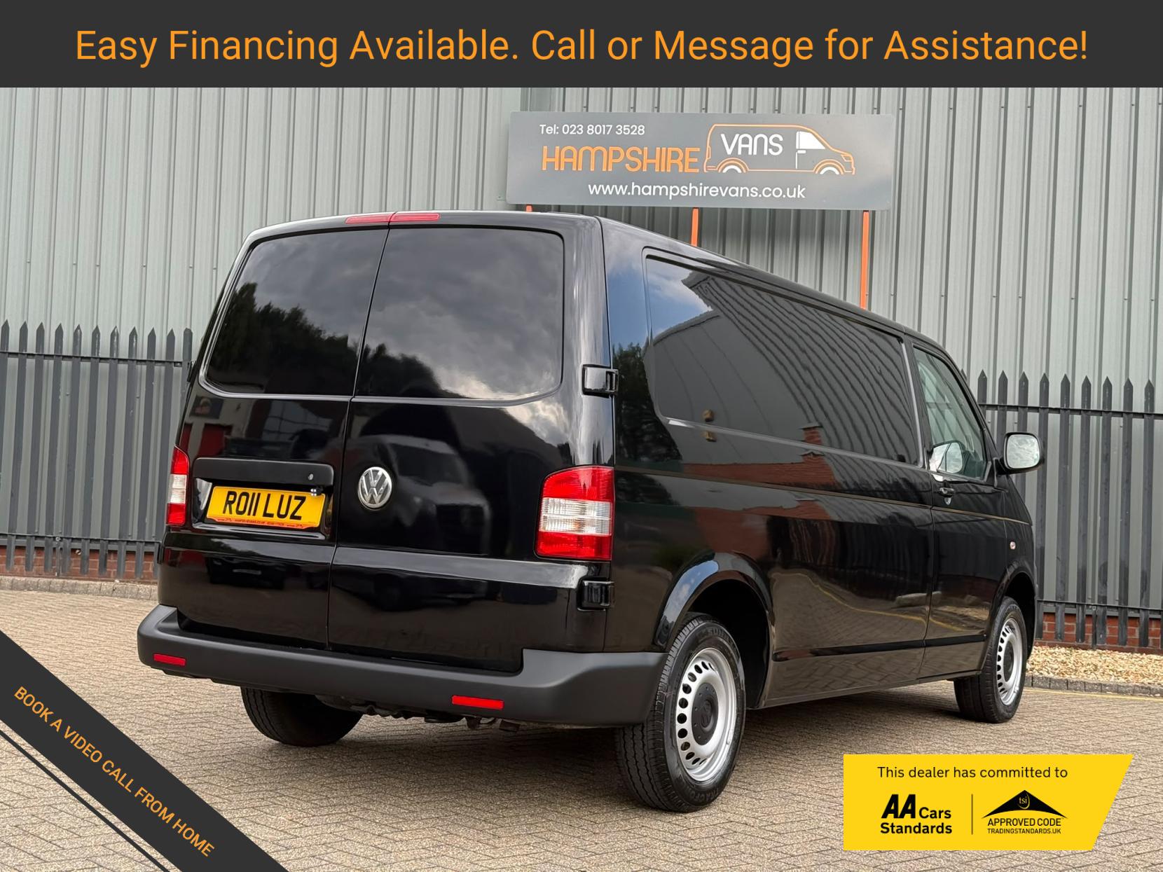 2011 Volkswagen Transporter 2.0 TDI T30 Panel Van 4dr Diesel Manual L3 H1 (203 g/km, 138 bhp) - Thumbnail 3