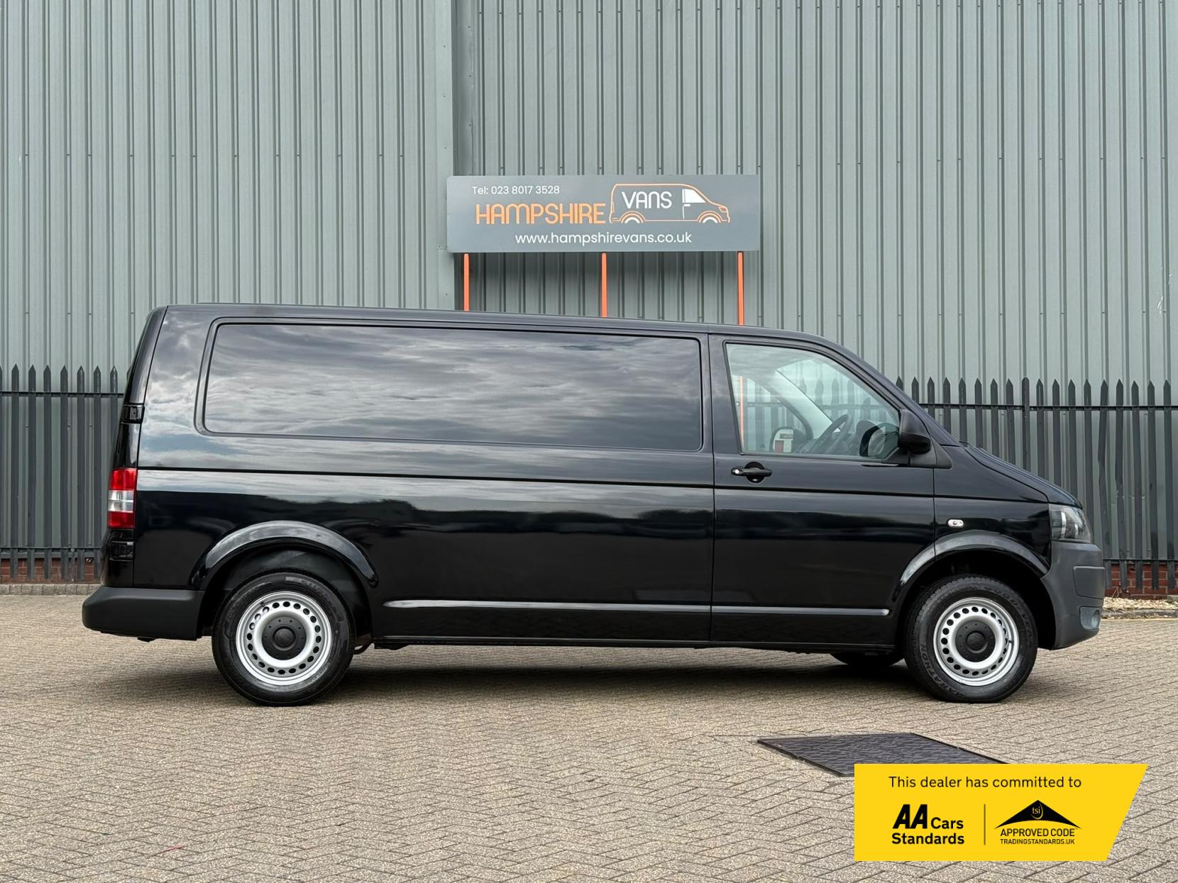 2011 Volkswagen Transporter 2.0 TDI T30 Panel Van 4dr Diesel Manual L3 H1 (203 g/km, 138 bhp) - Thumbnail 7