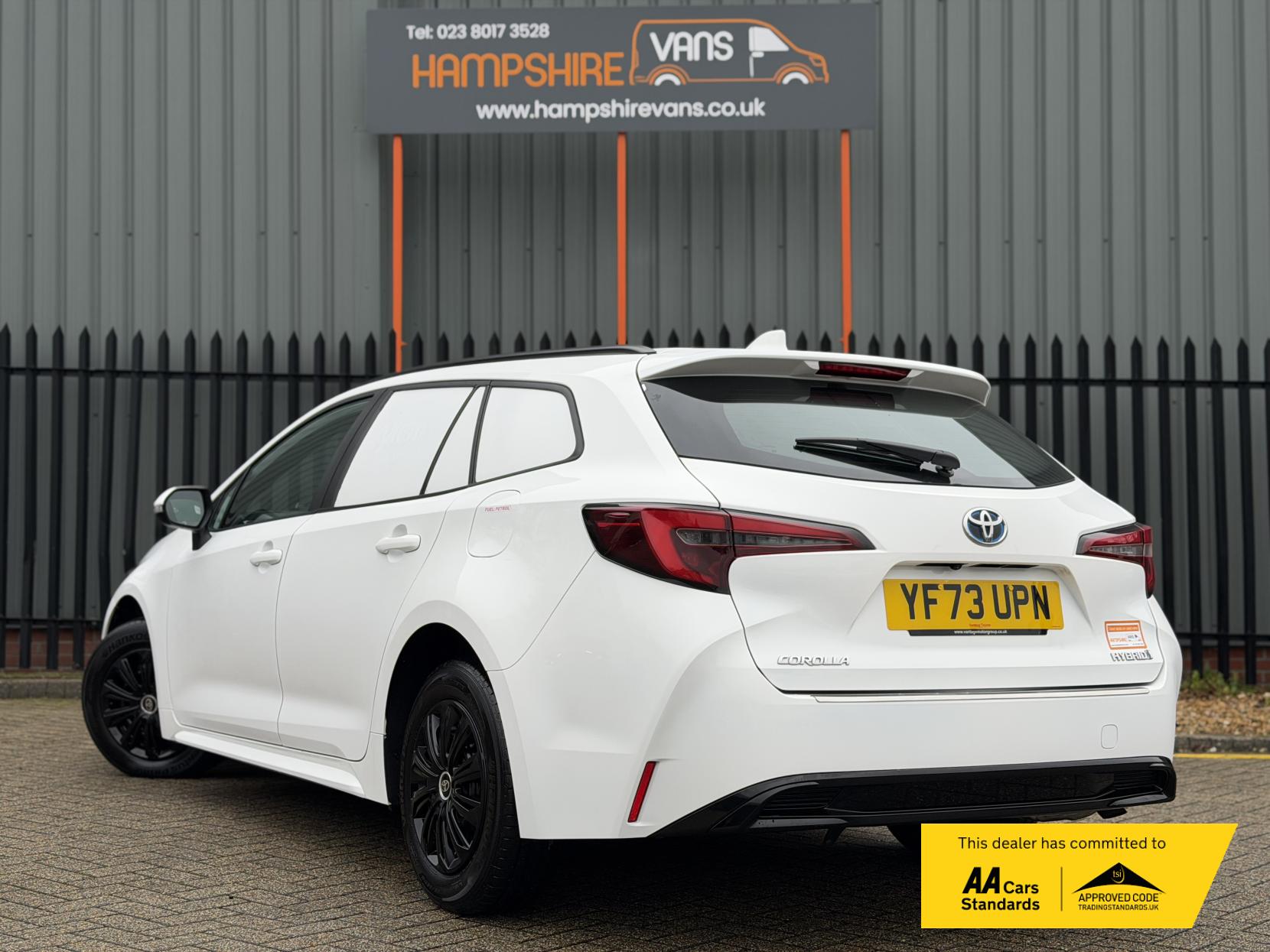 Toyota Corolla 1.8 VVT-h Car Derived Van 5dr Petrol Hybrid CVT Euro 6 (s/s) (140 ps)