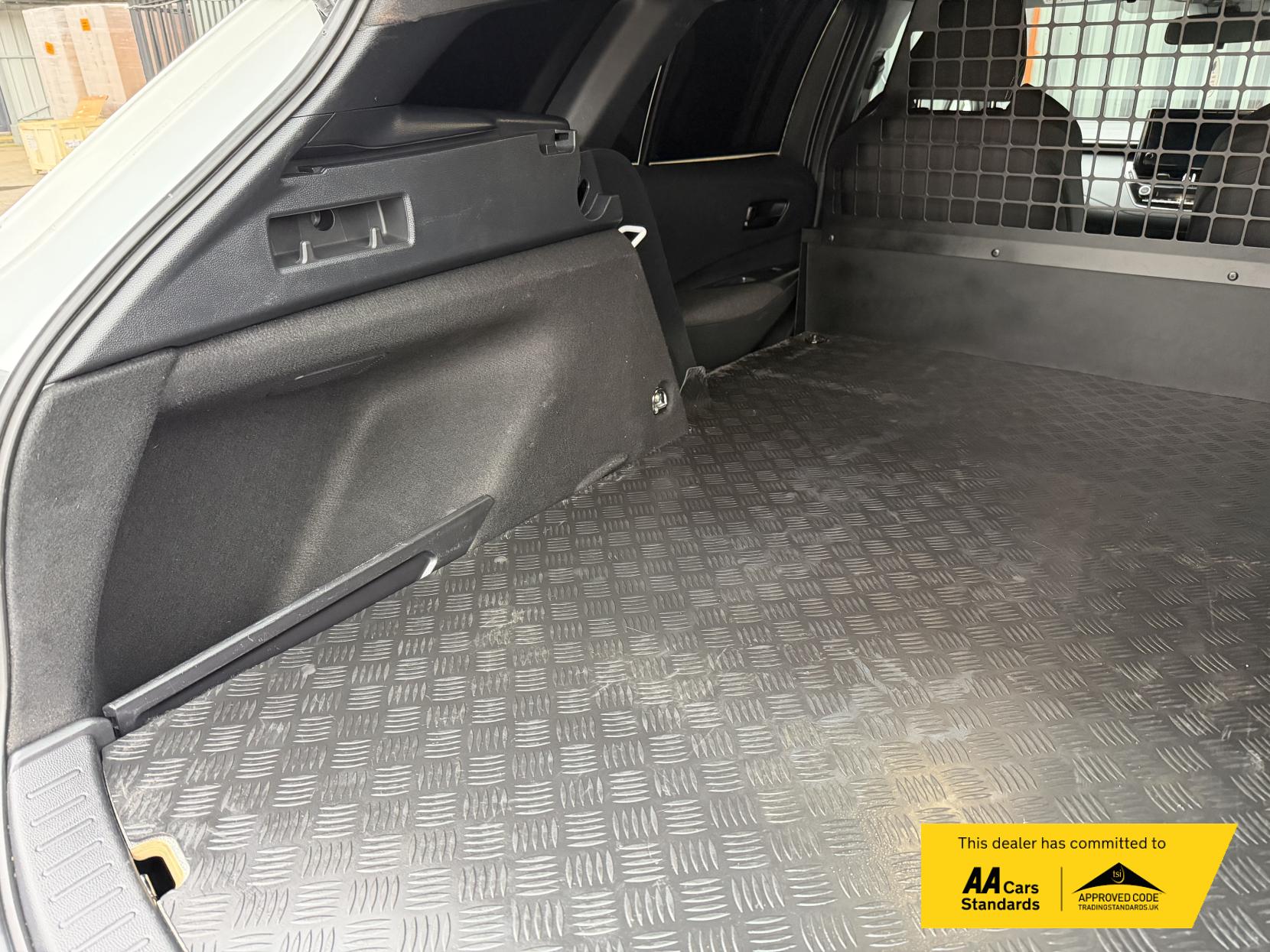 Toyota Corolla 1.8 VVT-h Car Derived Van 5dr Petrol Hybrid CVT Euro 6 (s/s) (140 ps)