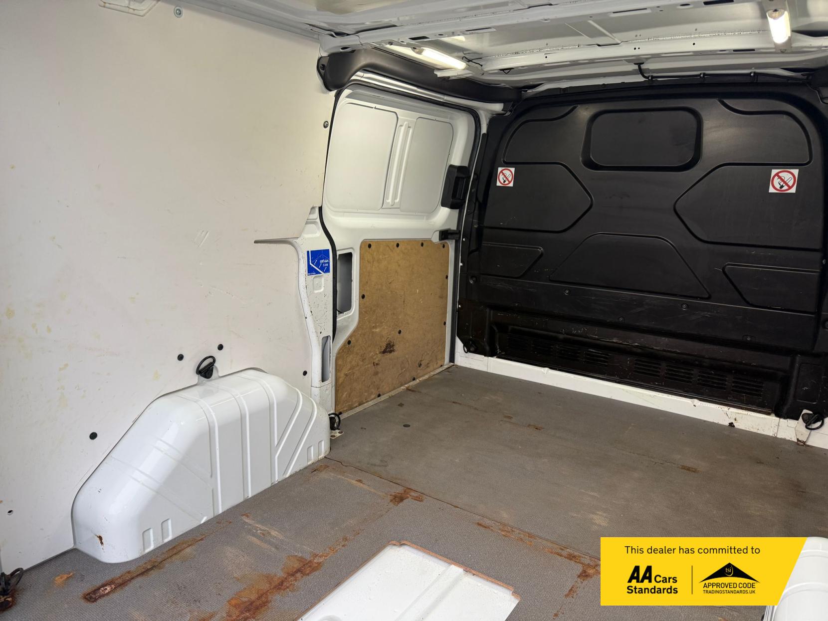 Ford Transit Custom 2.2 TDCi 310 ECOnetic Panel Van 5dr Diesel Manual L1 H1 (162 g/km, 98 bhp)