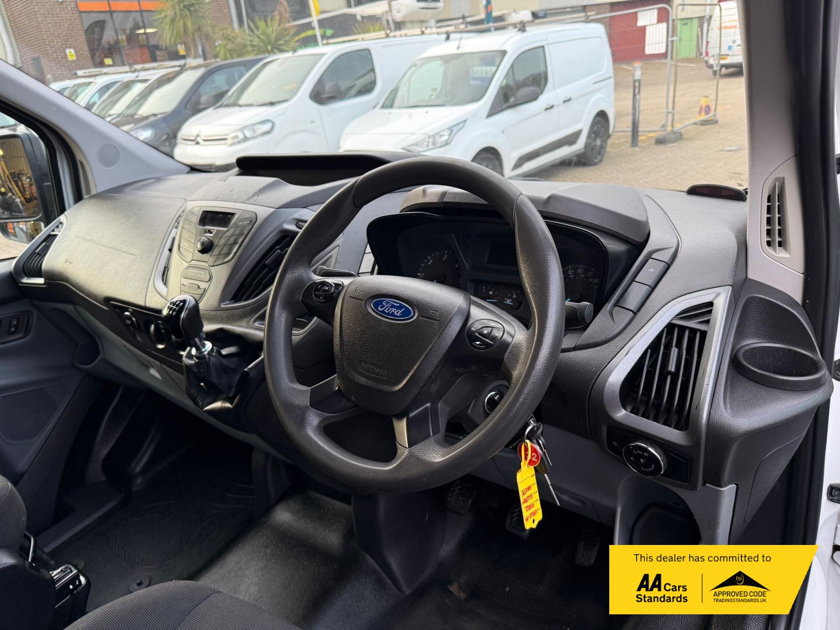 Ford Transit Custom 2.2 TDCi 310 ECOnetic Panel Van 5dr Diesel Manual L1 H1 (162 g/km, 98 bhp)