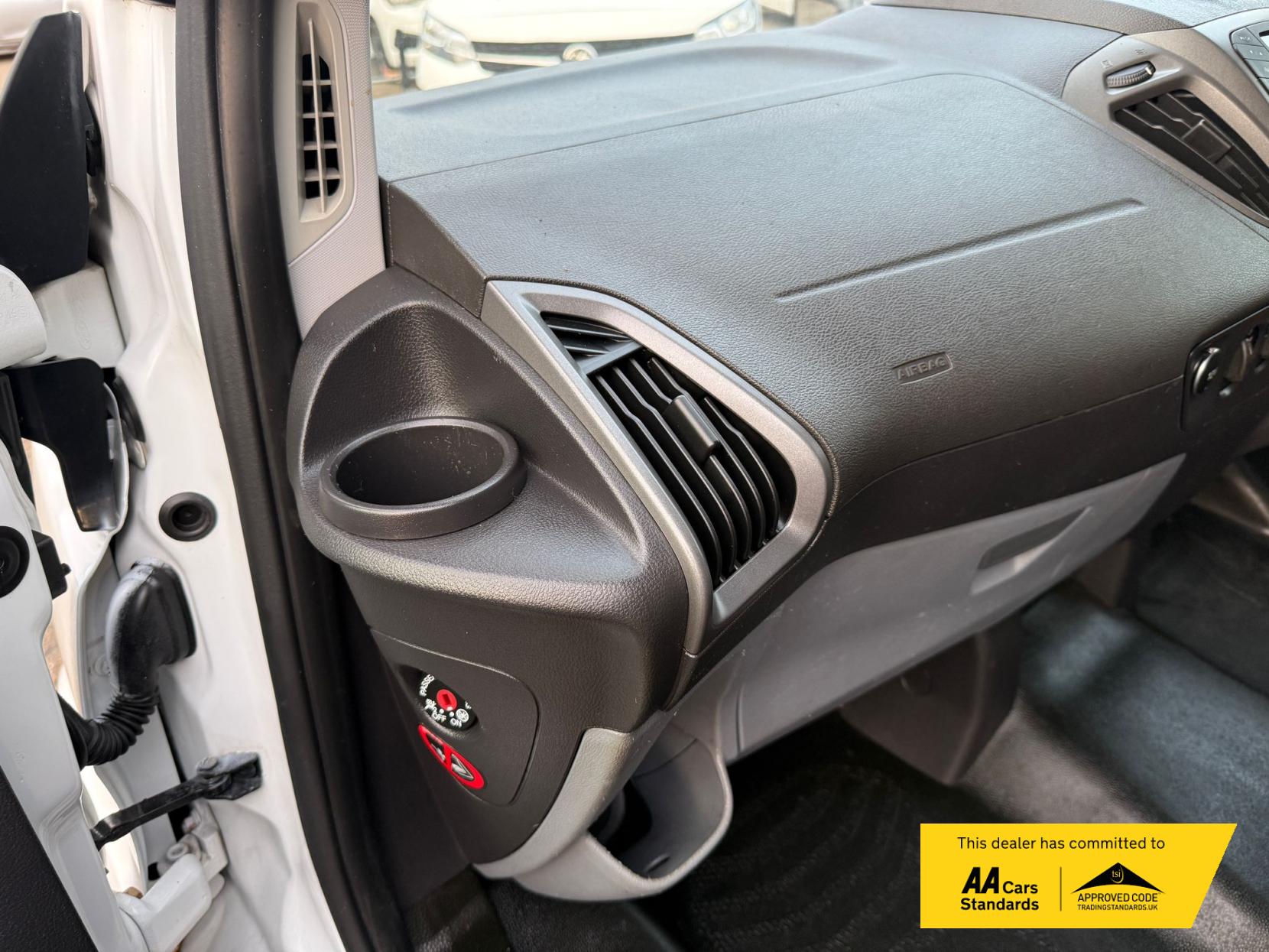 Ford Transit Custom 2.2 TDCi 310 ECOnetic Panel Van 5dr Diesel Manual L1 H1 (162 g/km, 98 bhp)