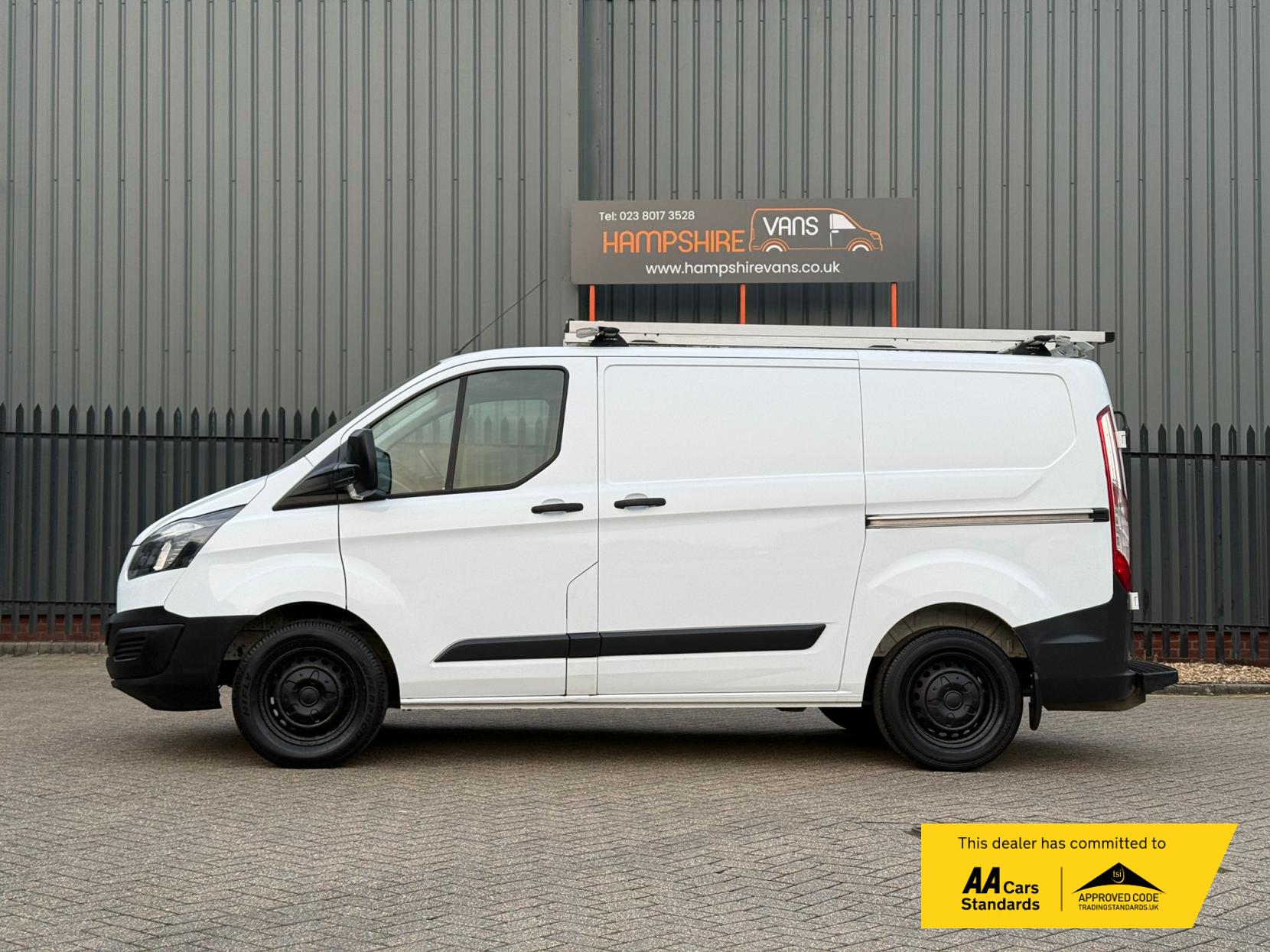 Ford Transit Custom 2.2 TDCi 310 ECOnetic Panel Van 5dr Diesel Manual L1 H1 (162 g/km, 98 bhp)