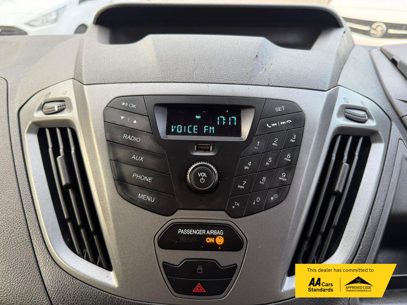 Ford Transit Custom 2.2 TDCi 310 ECOnetic Panel Van 5dr Diesel Manual L1 H1 (162 g/km, 98 bhp)