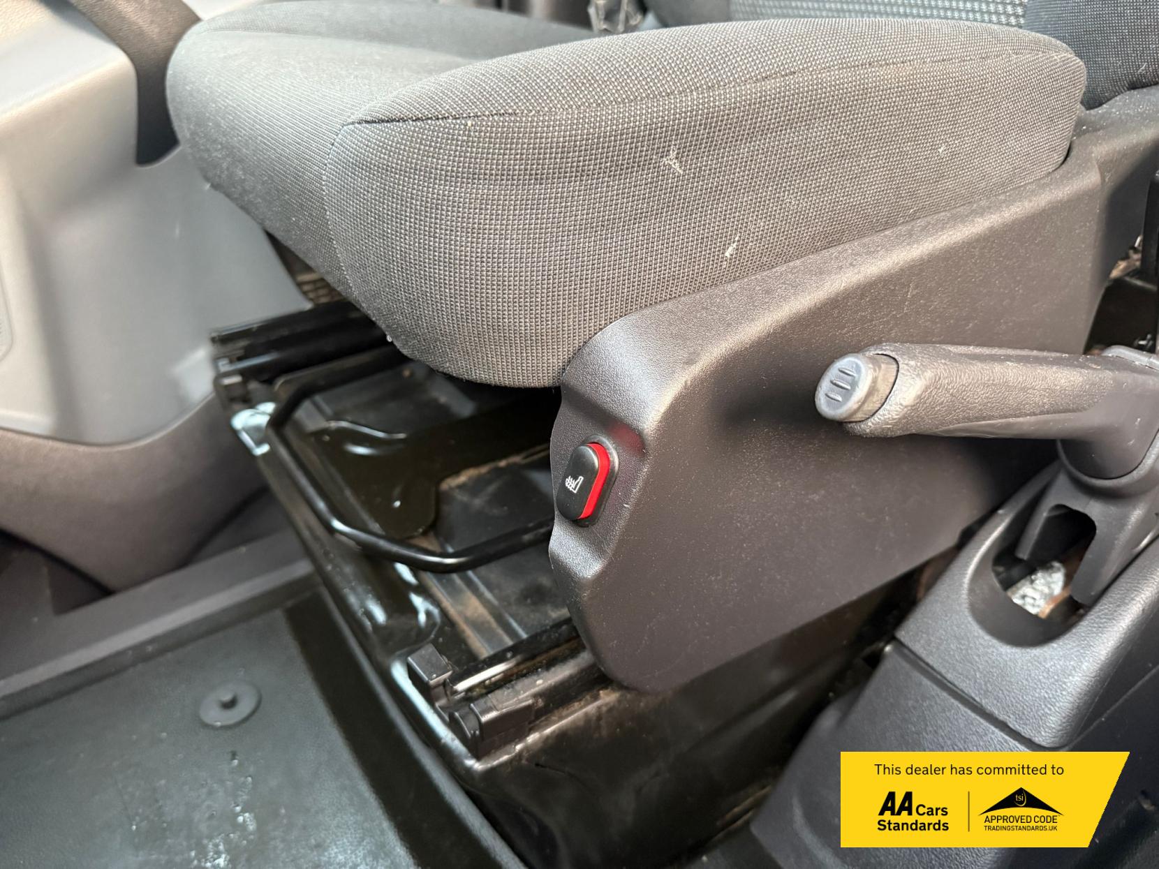 Ford Transit Custom 2.2 TDCi 310 ECOnetic Panel Van 5dr Diesel Manual L1 H1 (162 g/km, 98 bhp)