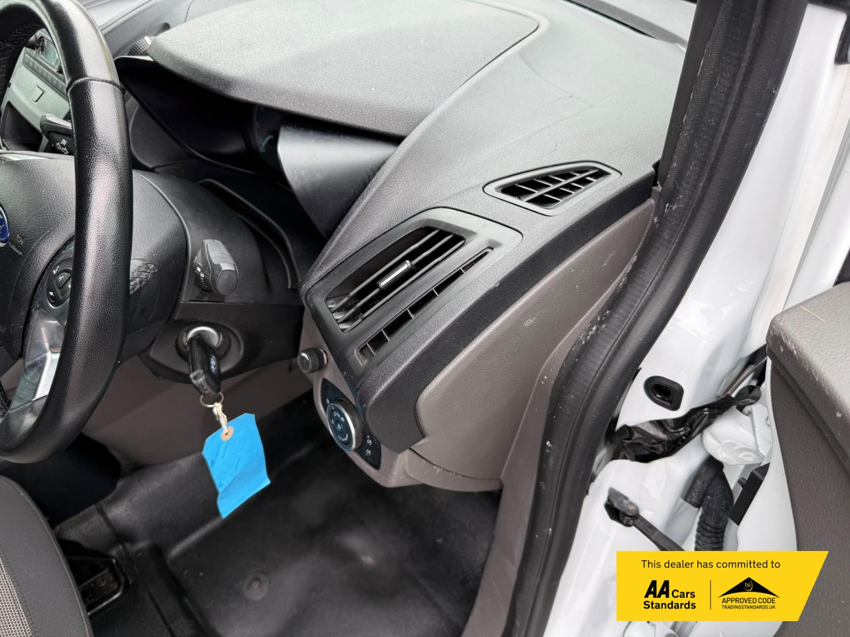 2023 Ford Transit Connect 1.5 220 EcoBlue Leader Panel Van 5dr Diesel Manual L1 Euro 6 (s/s) (100 ps) - Thumbnail 42