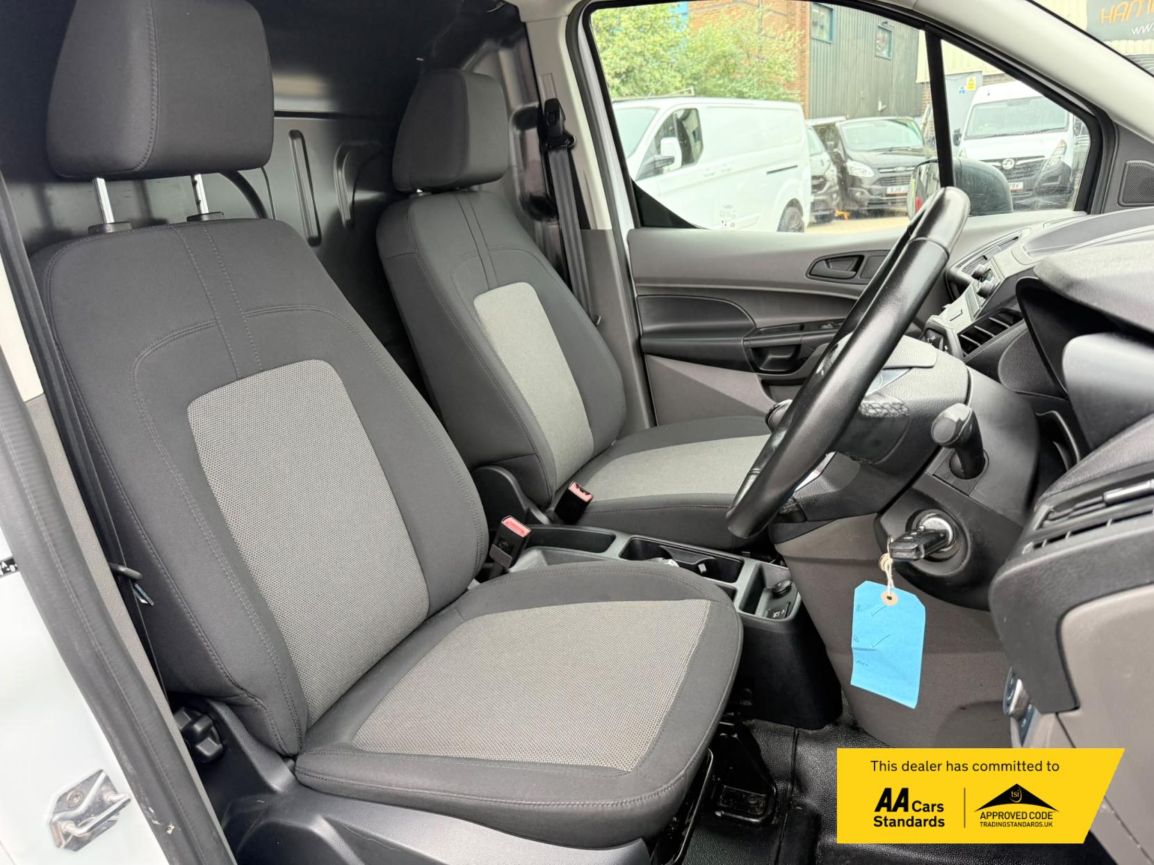2023 Ford Transit Connect 1.5 220 EcoBlue Leader Panel Van 5dr Diesel Manual L1 Euro 6 (s/s) (100 ps) - Thumbnail 17