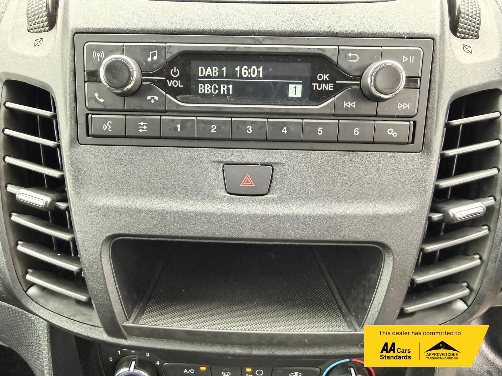 2023 Ford Transit Connect 1.5 220 EcoBlue Leader Panel Van 5dr Diesel Manual L1 Euro 6 (s/s) (100 ps) - Thumbnail 24
