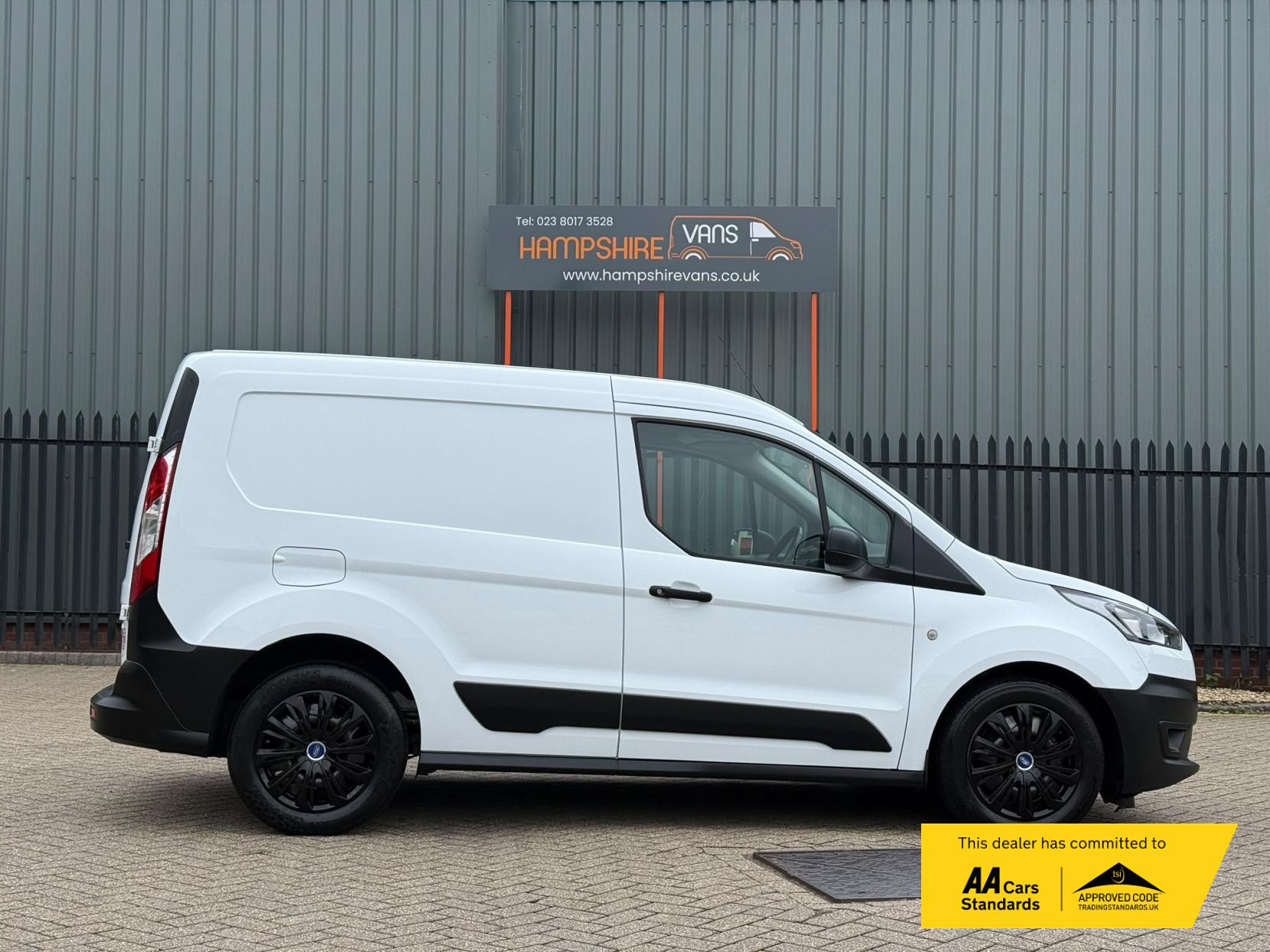 2023 Ford Transit Connect 1.5 220 EcoBlue Leader Panel Van 5dr Diesel Manual L1 Euro 6 (s/s) (100 ps) - Thumbnail 5