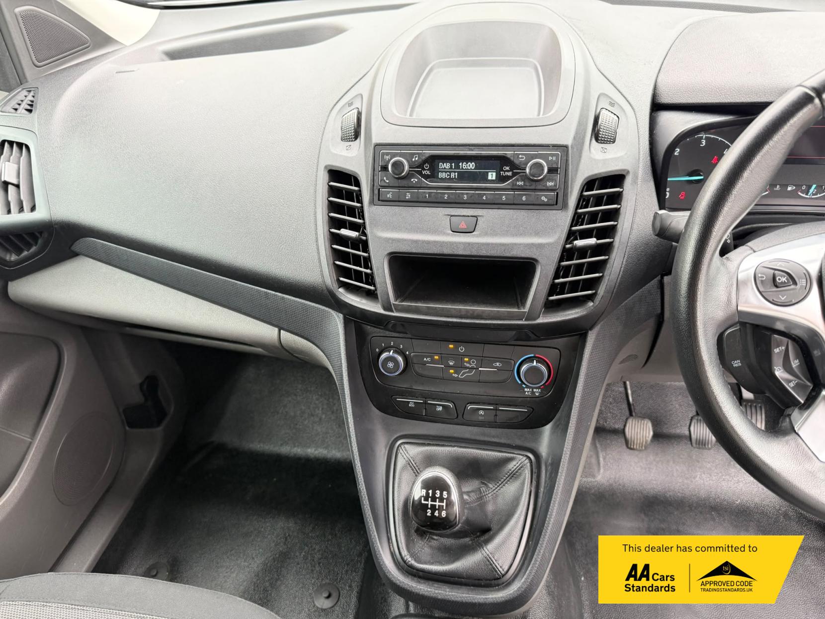 2023 Ford Transit Connect 1.5 220 EcoBlue Leader Panel Van 5dr Diesel Manual L1 Euro 6 (s/s) (100 ps) - Thumbnail 25