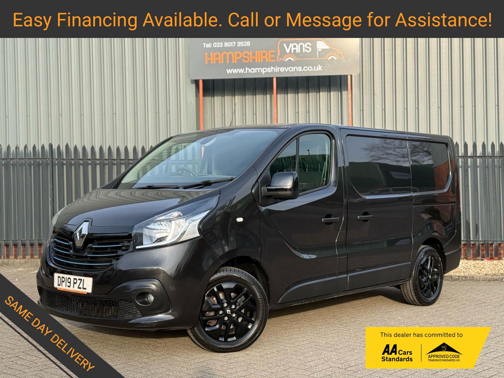 Renault Trafic 1.6 dCi 27 Sport Nav Panel Van 5dr Diesel Manual SWB Standard Roof Euro 6 (120 ps)