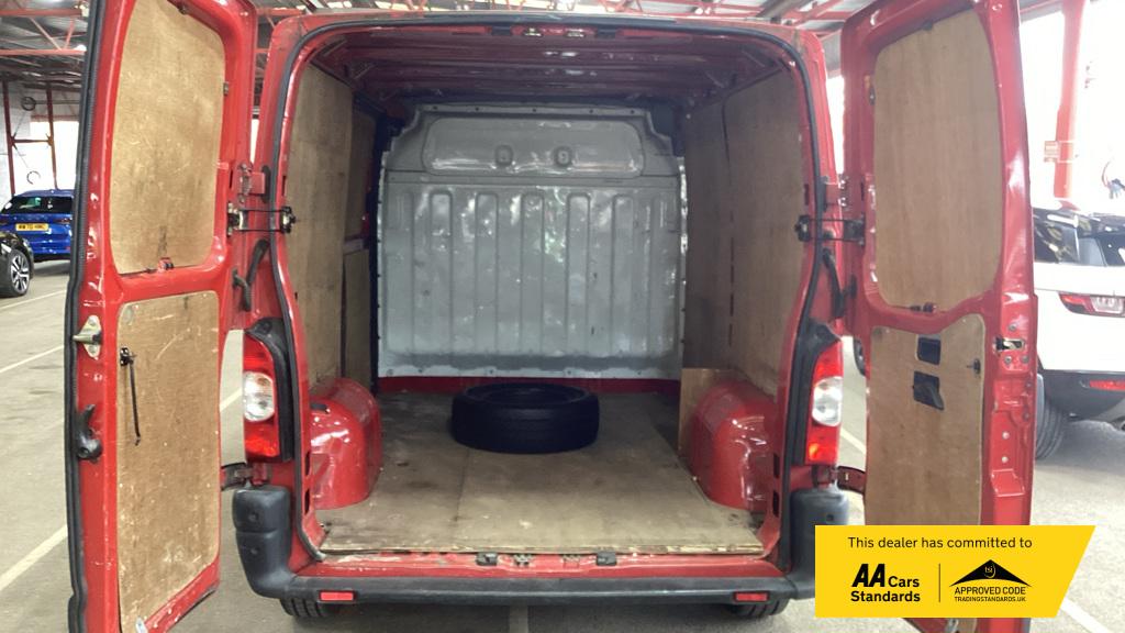 Renault Master 2.5 TD dCi 33 Panel Van 4dr Diesel Manual FWD L1 H1 (100 bhp)