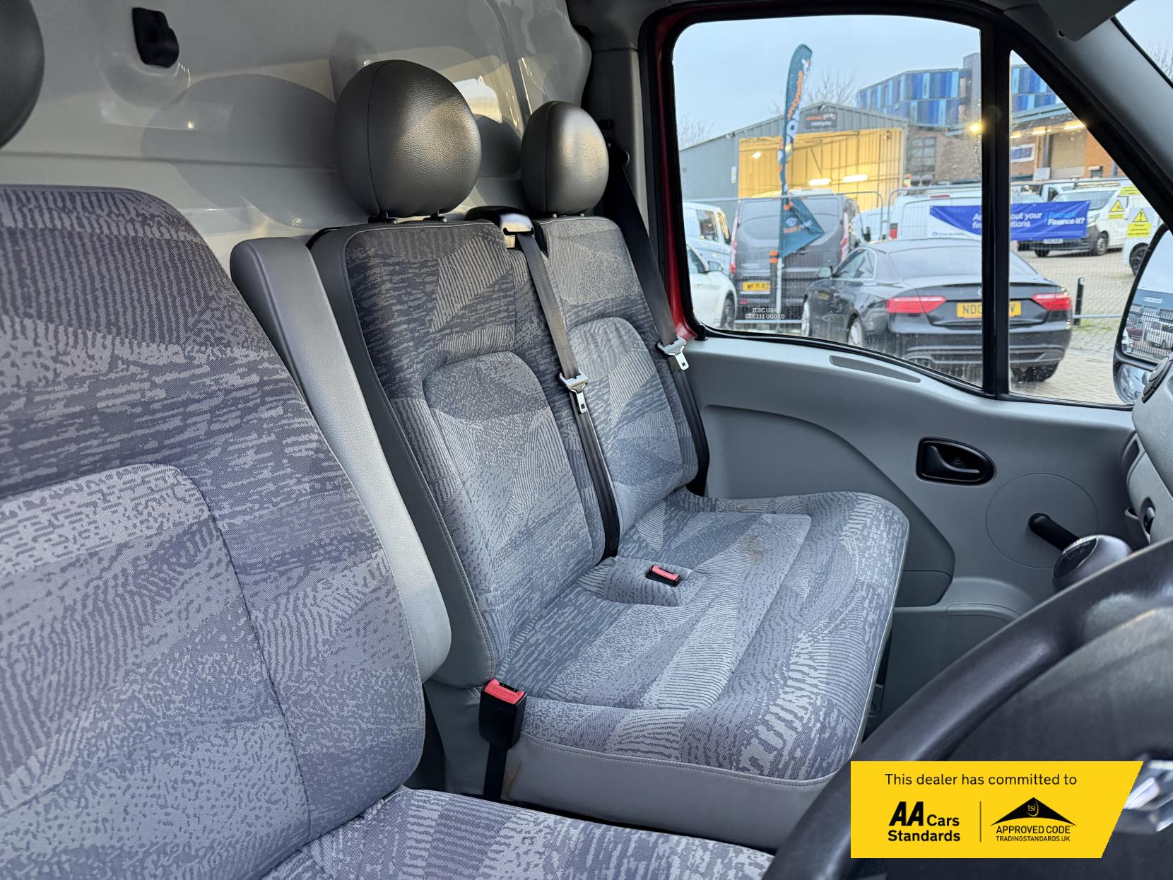 Renault Master 2.5 TD dCi 33 Panel Van 4dr Diesel Manual FWD L1 H1 (100 bhp)