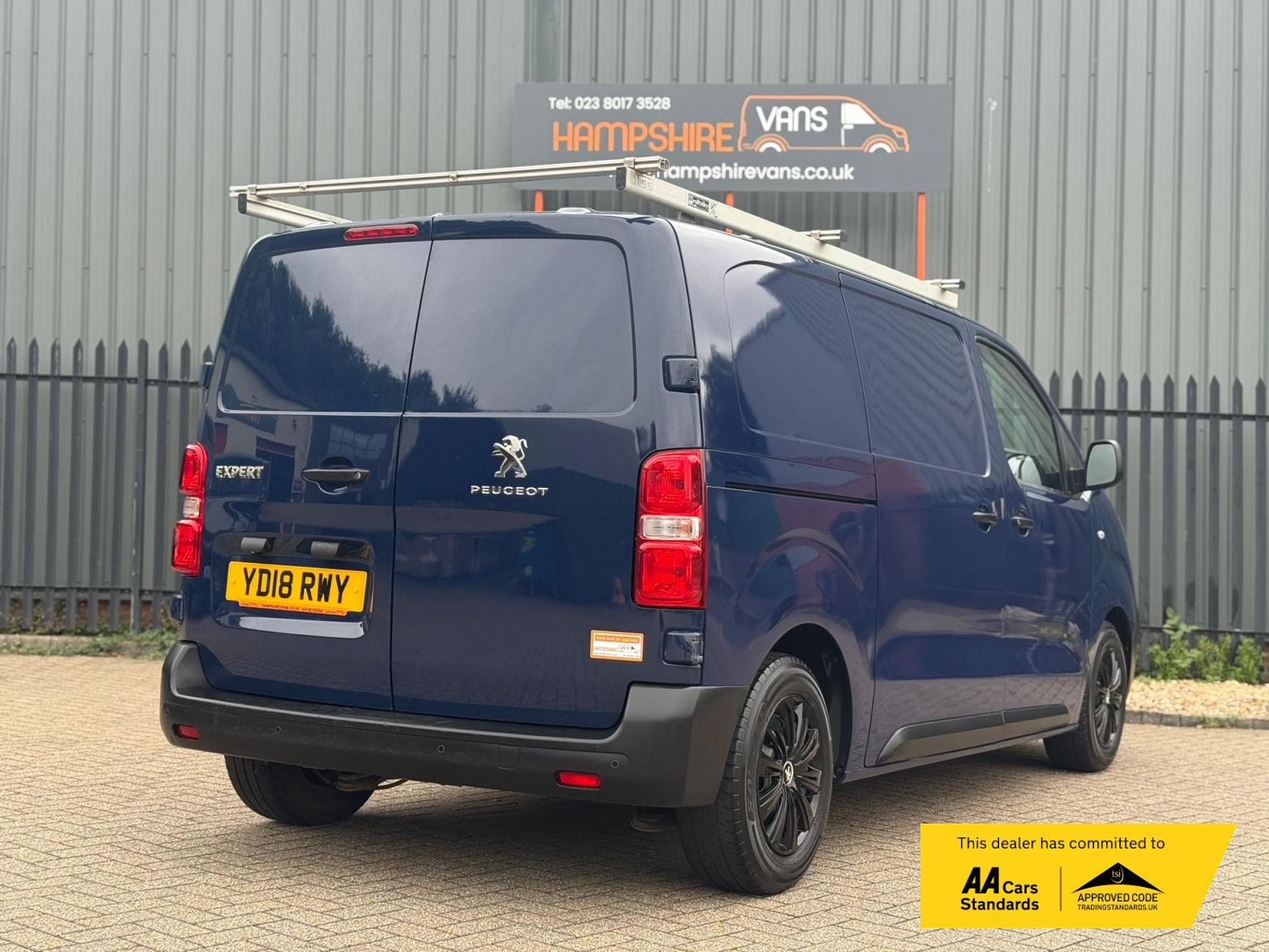 Peugeot Expert 1.6 BlueHDi 1000 Professional Standard Panel Van 6dr Diesel Manual MWB Euro 6 (95 ps)