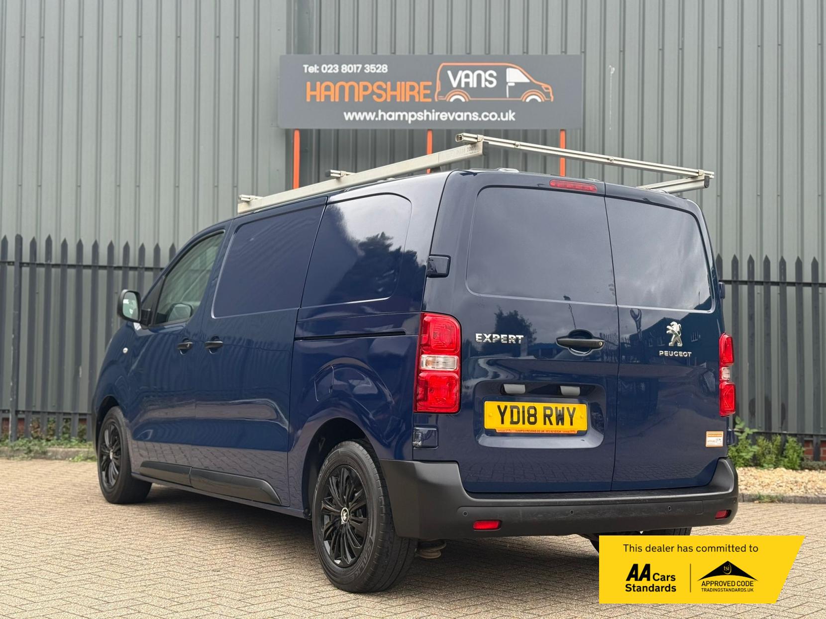 Peugeot Expert 1.6 BlueHDi 1000 Professional Standard Panel Van 6dr Diesel Manual MWB Euro 6 (95 ps)