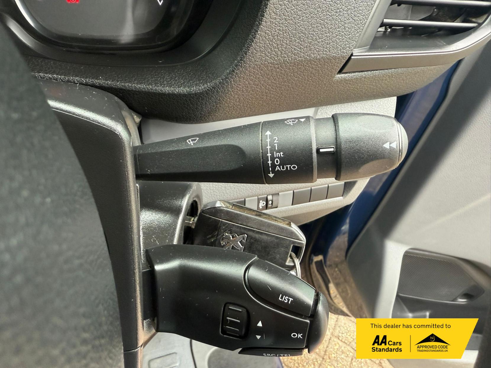 Peugeot Expert 1.6 BlueHDi 1000 Professional Standard Panel Van 6dr Diesel Manual MWB Euro 6 (95 ps)