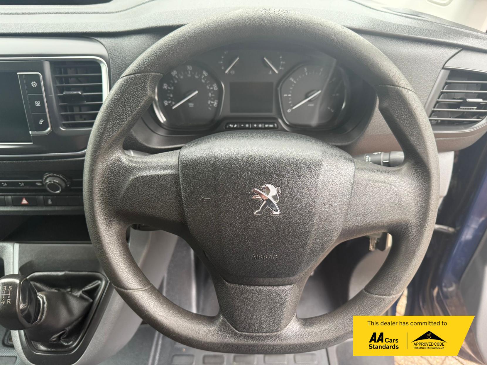 Peugeot Expert 1.6 BlueHDi 1000 Professional Standard Panel Van 6dr Diesel Manual MWB Euro 6 (95 ps)